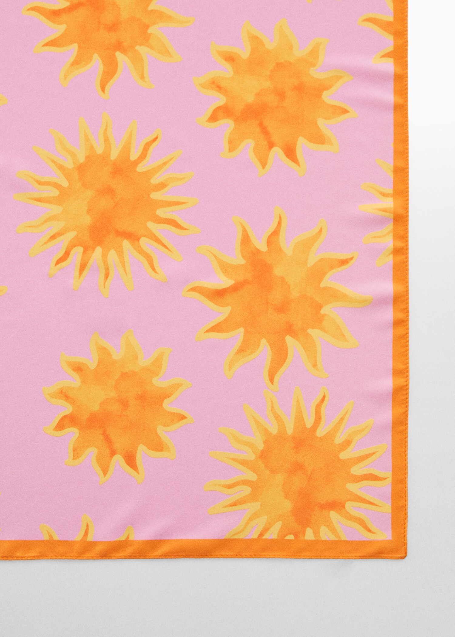 Pañuelo bicolor estampado - Plano medio