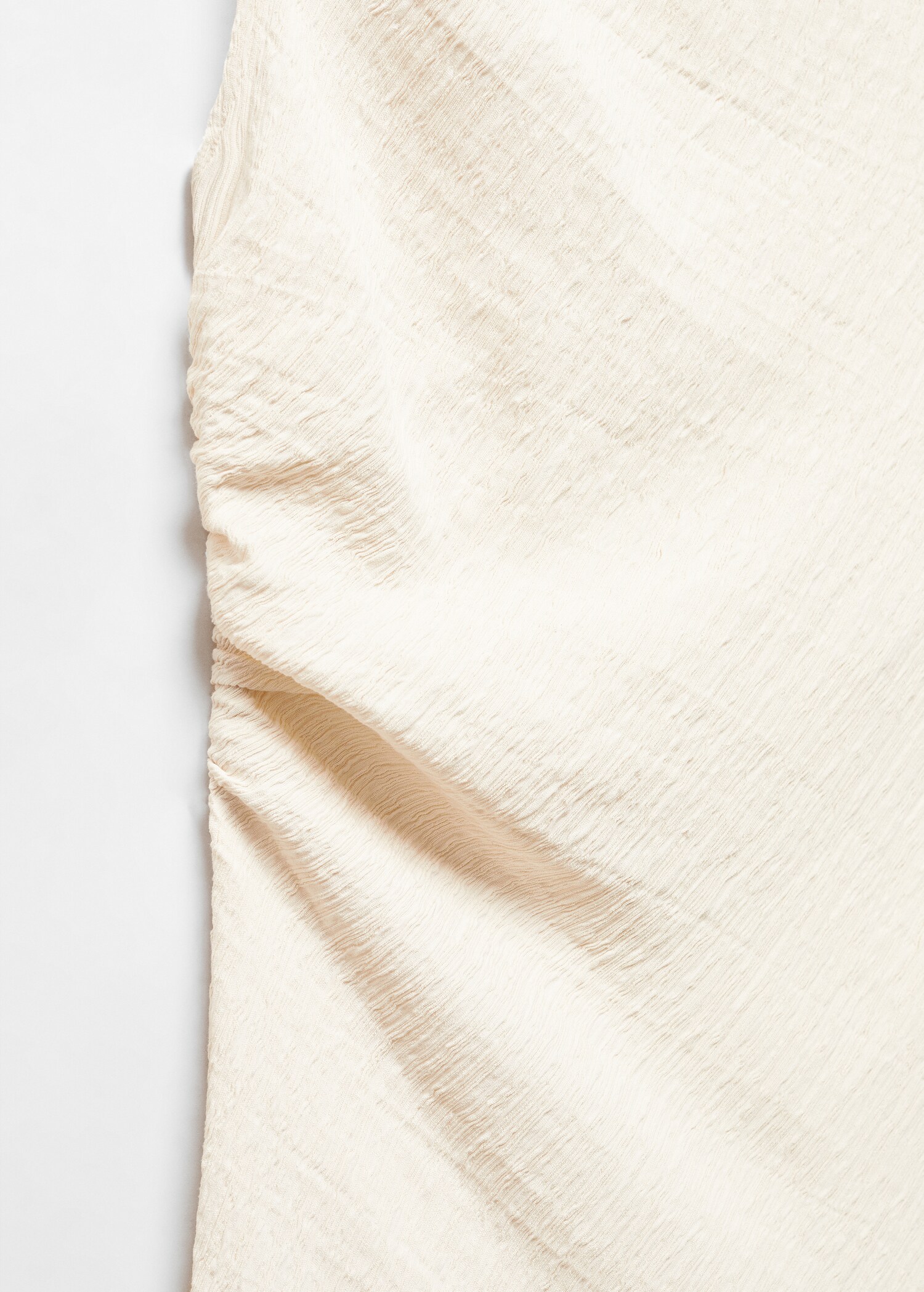 Kleid mit drapiertem Schlitz - Detail des Artikels 8