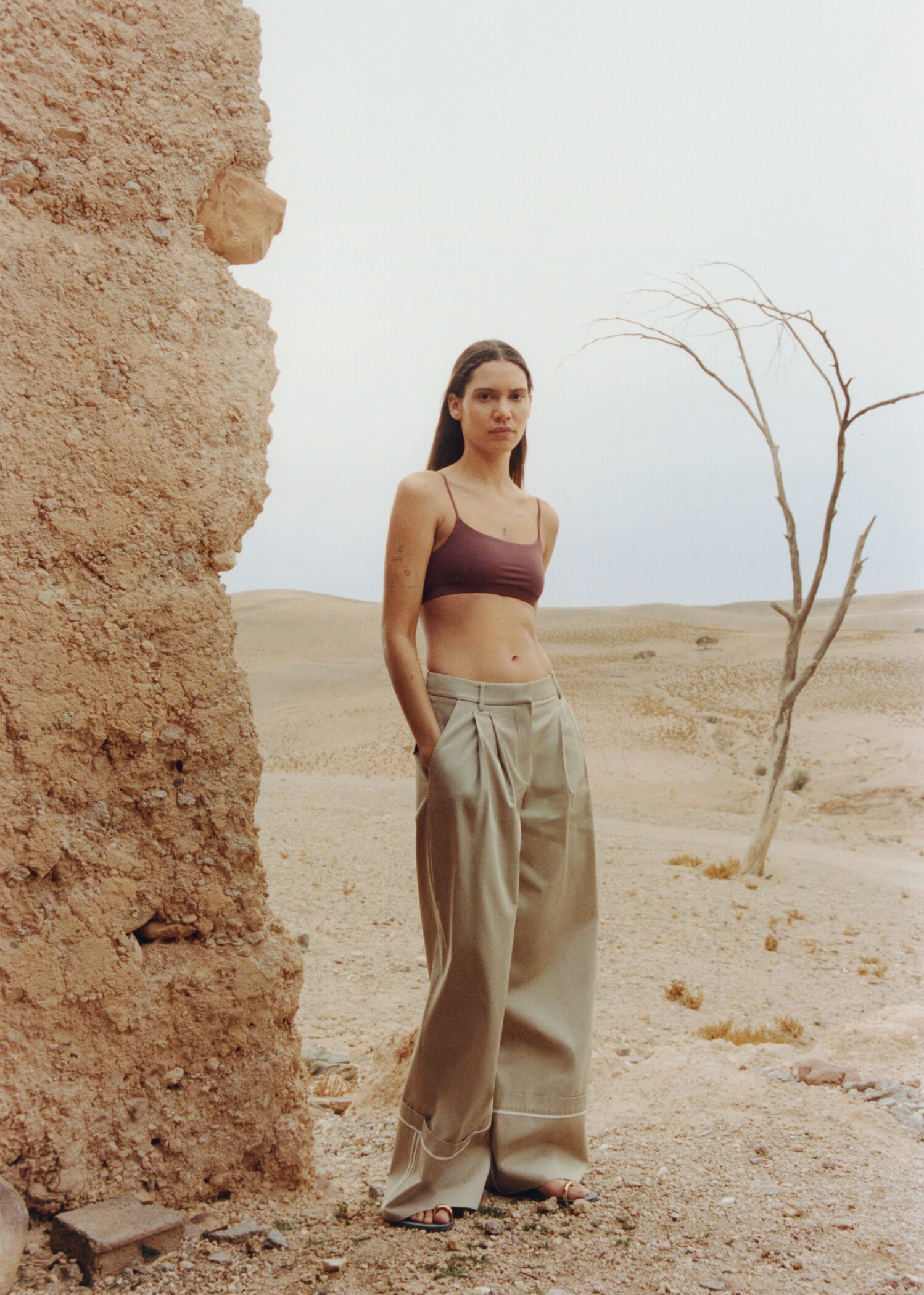 Cotton pleated trousers - Details of the article 7