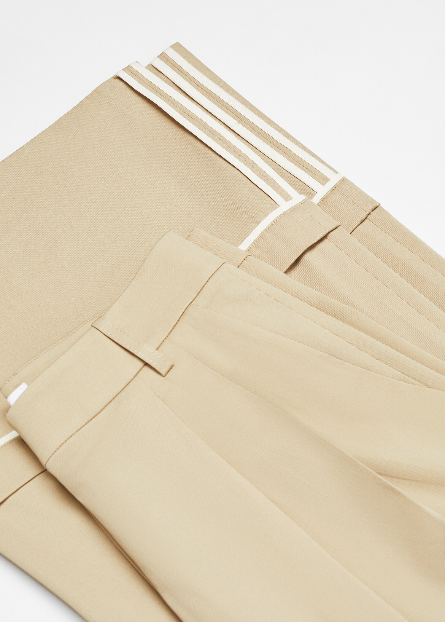Cotton pleated trousers - Details of the article 8
