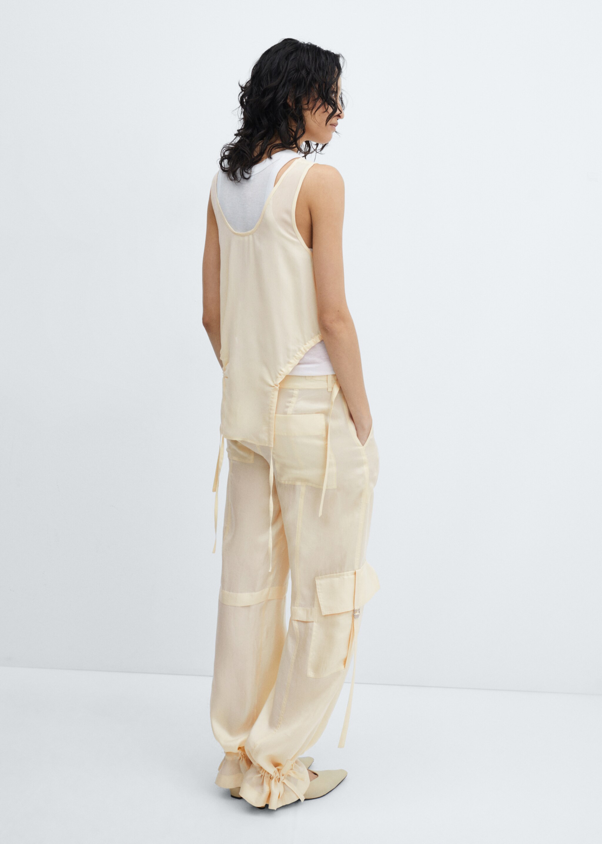 Lyocell cargo trousers - Reverse of the article
