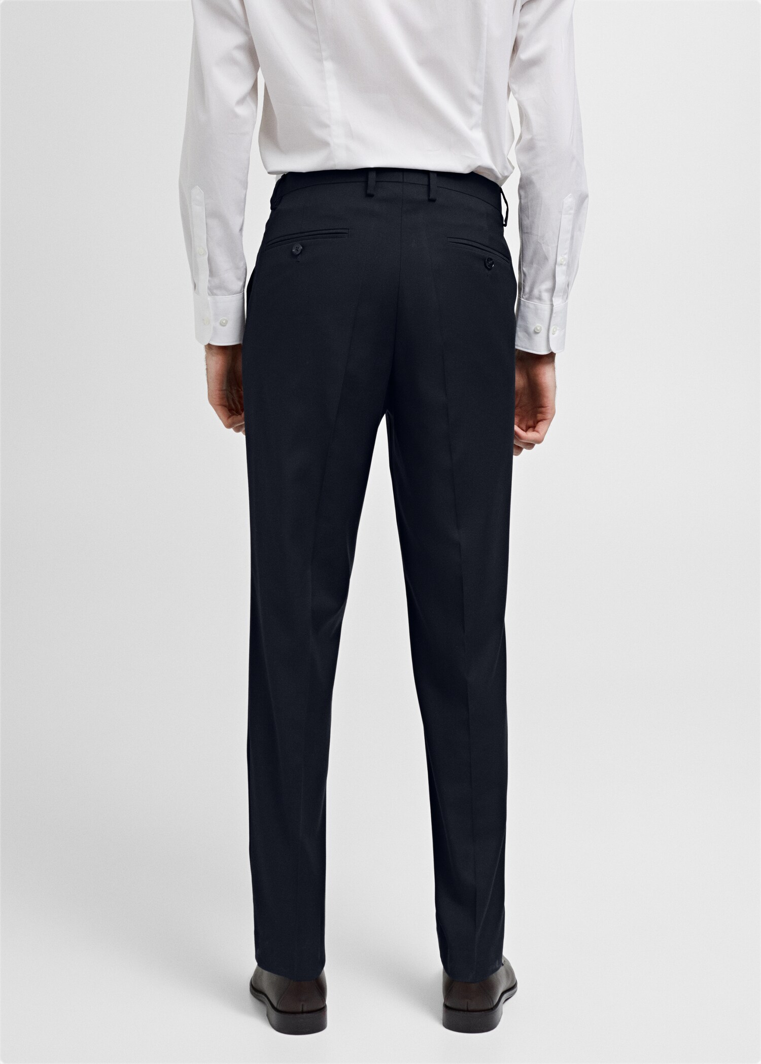 Kostymbyxa slim fit - Artikelns baksida