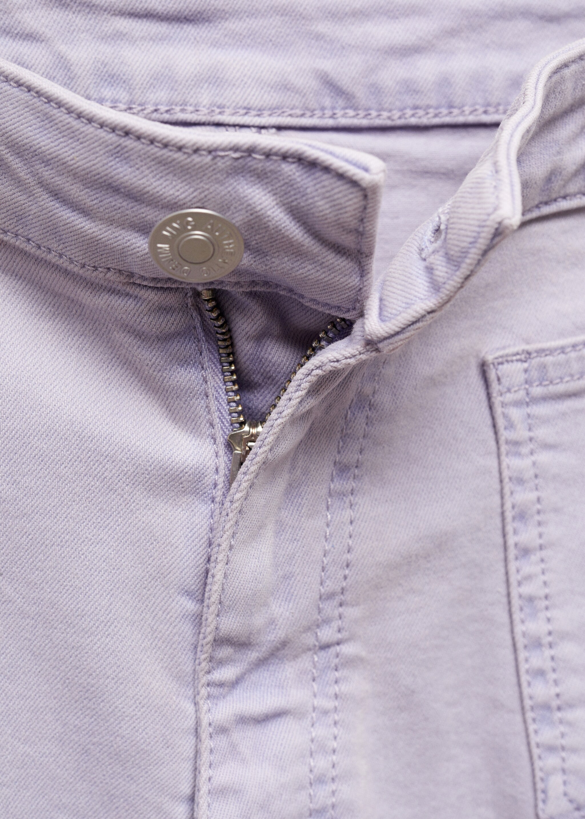 Cotton shorts with pockets - Details of the article 8, Lilac. Ref: 67026016-00.