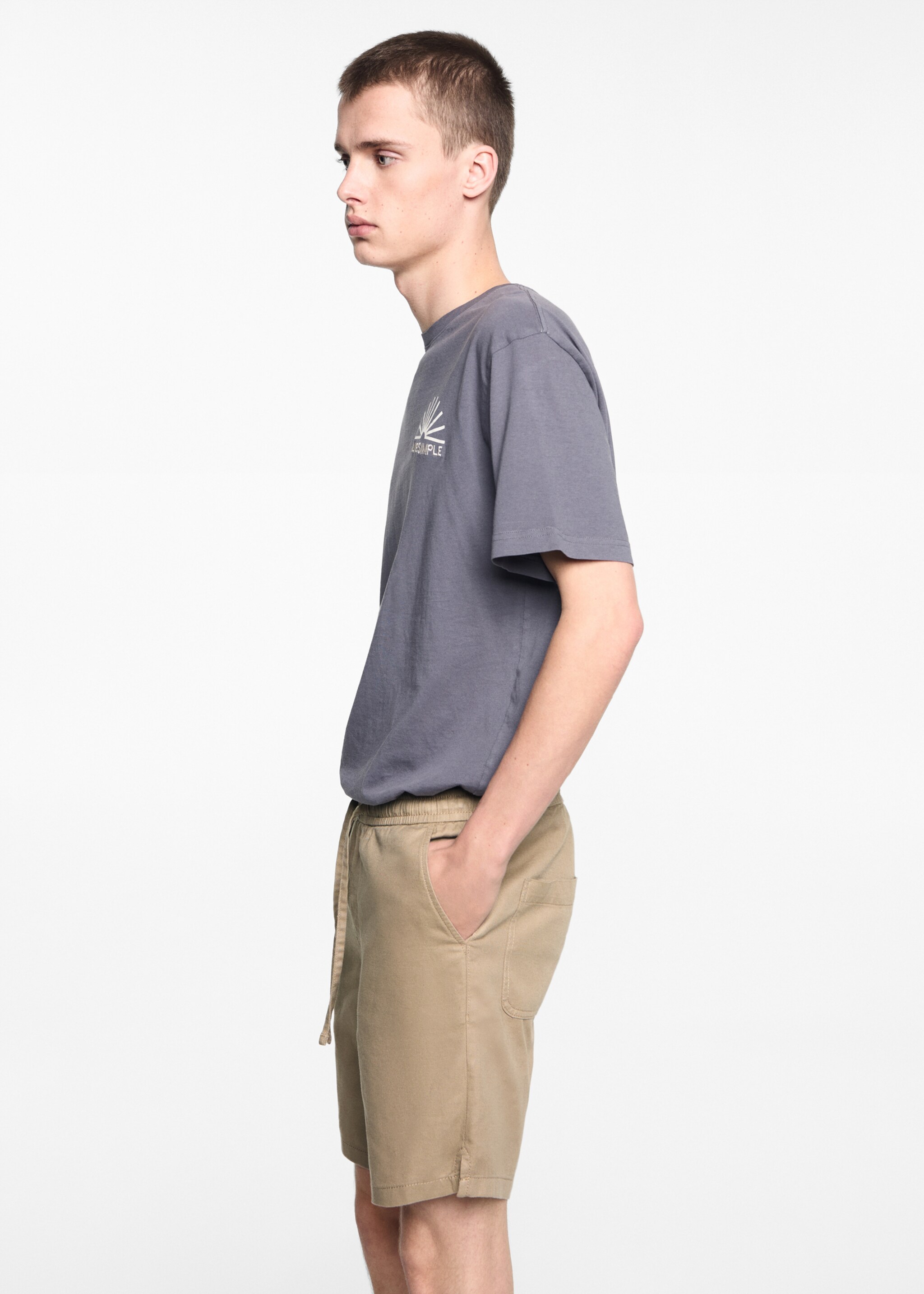 Leinen-Bermudashorts mit Kordelzug - Mittlere Ansicht, Beige. Ref: 67026018-00.