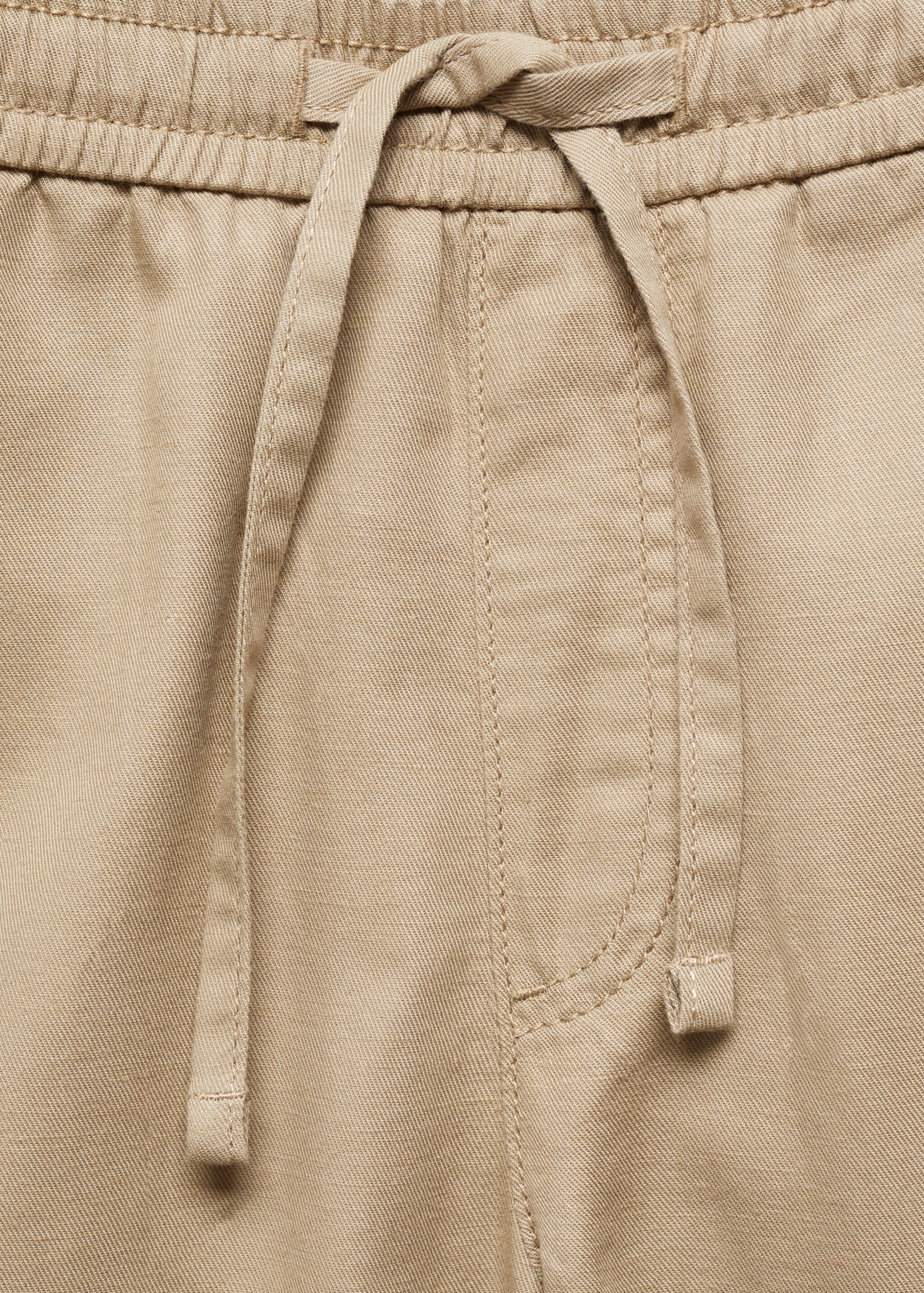 Leinen-Bermudashorts mit Kordelzug - Detail des Artikels 8, Beige. Ref: 67026018-00.