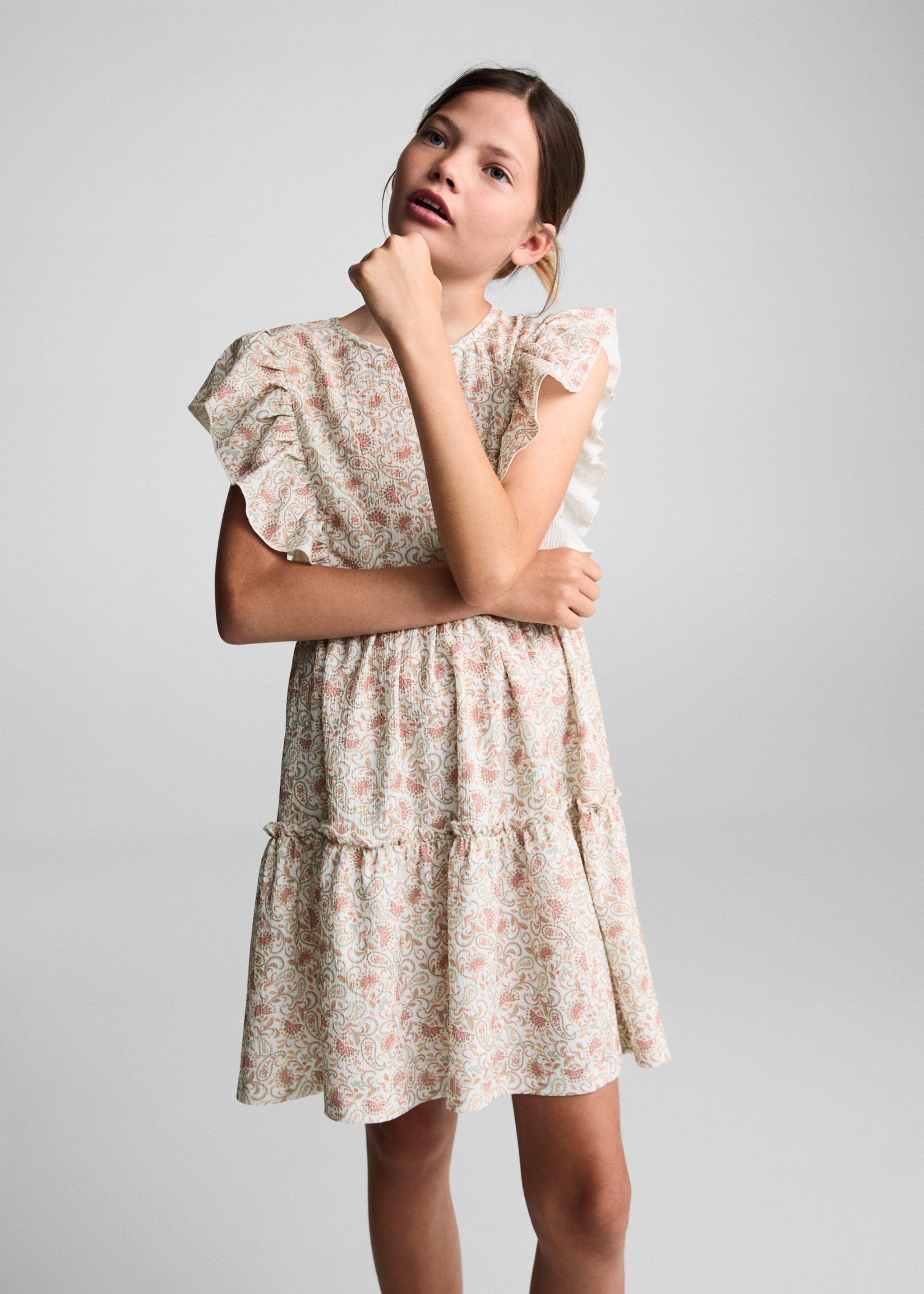 Paisley dress with ruffles - Medium plane
