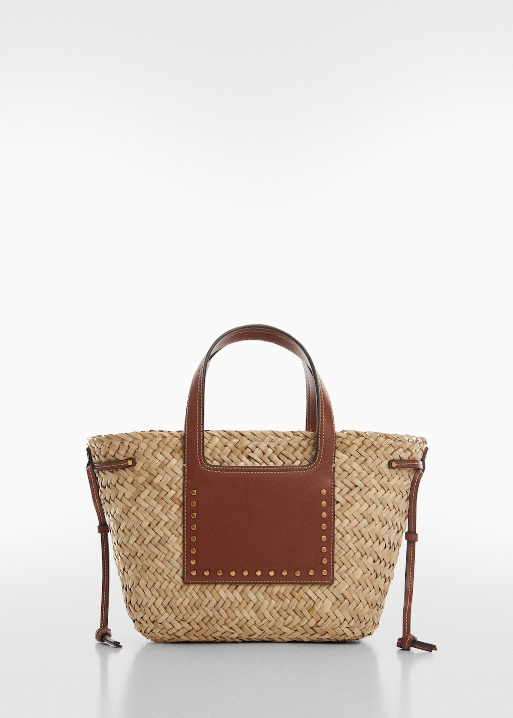 Basket bag with studs detail - Women | MANGO OUTLET USA