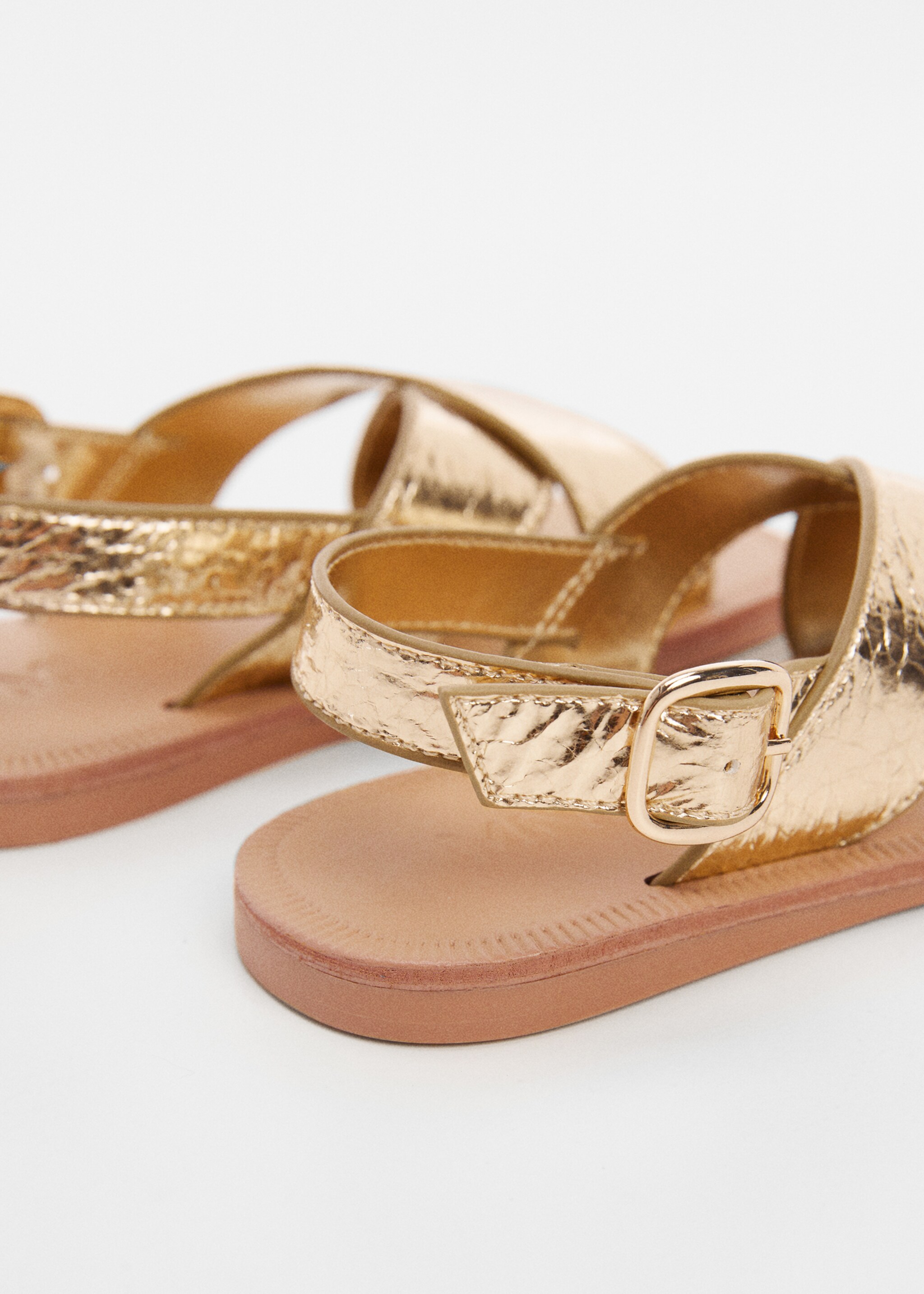 Riemen-Sandale im Metallic-Look - Detail des Artikels 1