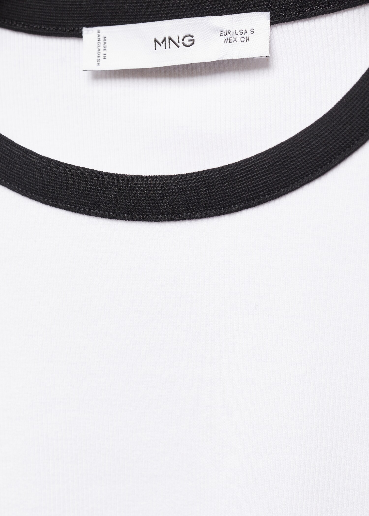 Contrast trim T-shirt - Details of the article 8