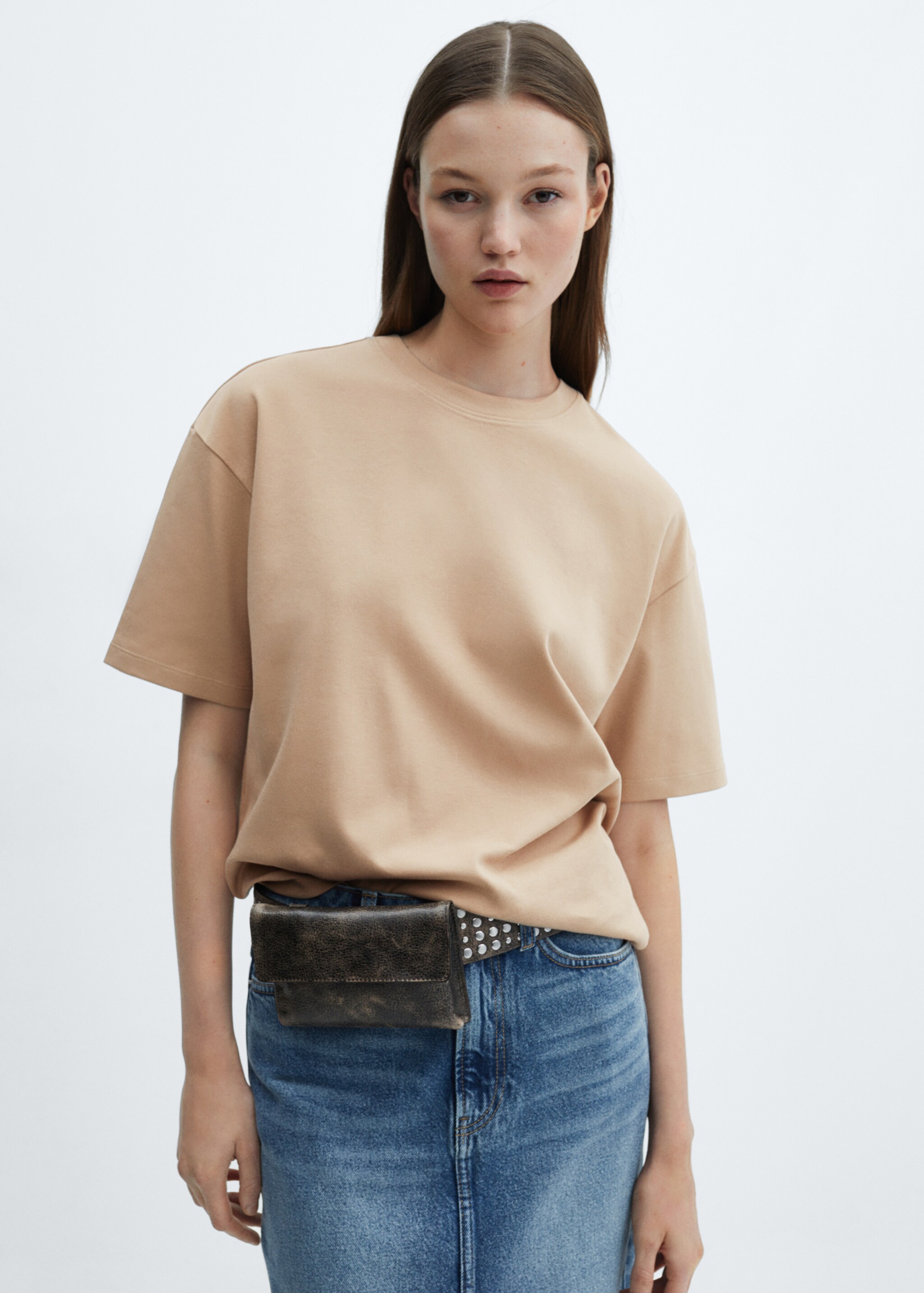 Oversized t-shirt i bomull - Bild av mittparti