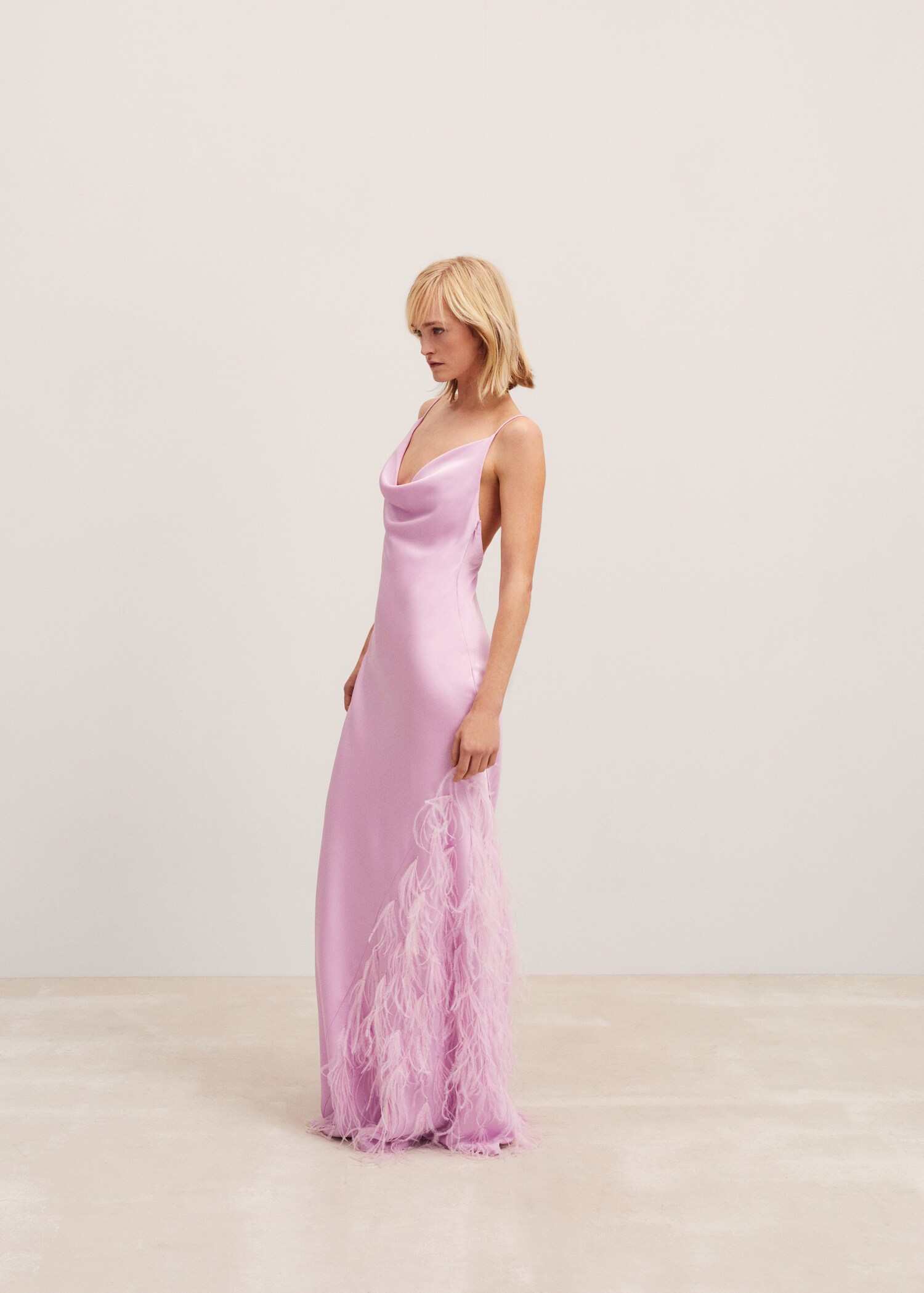 Slip dress with feather detail - Details of the article 2