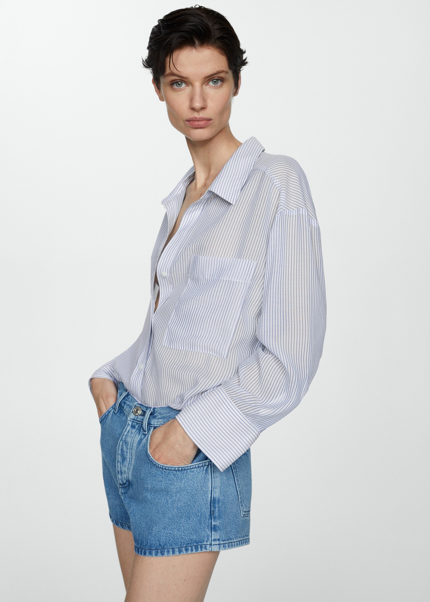 Chemise rayée poche - Plan moyen