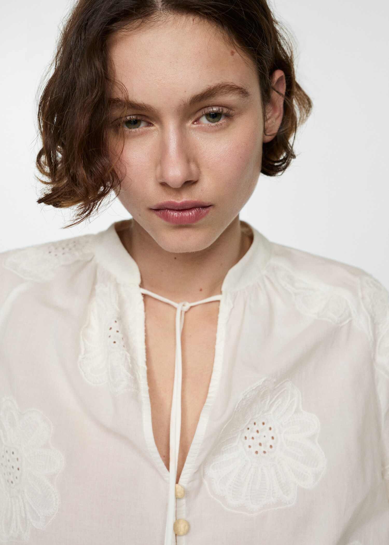 Blouse broderie florale nœud - Détail de l'article 1