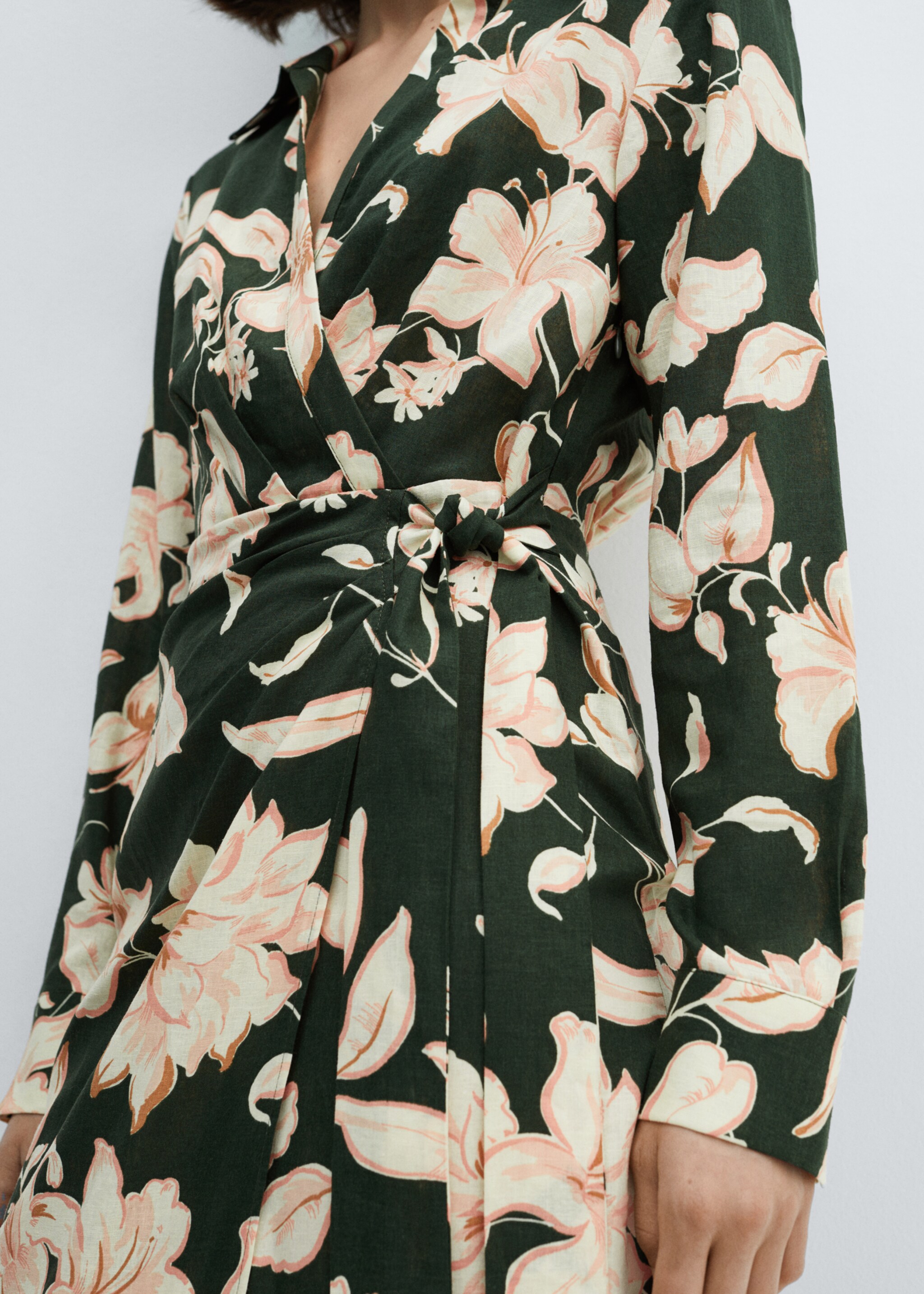 Linen shirt dress with bow - Details of the article 6