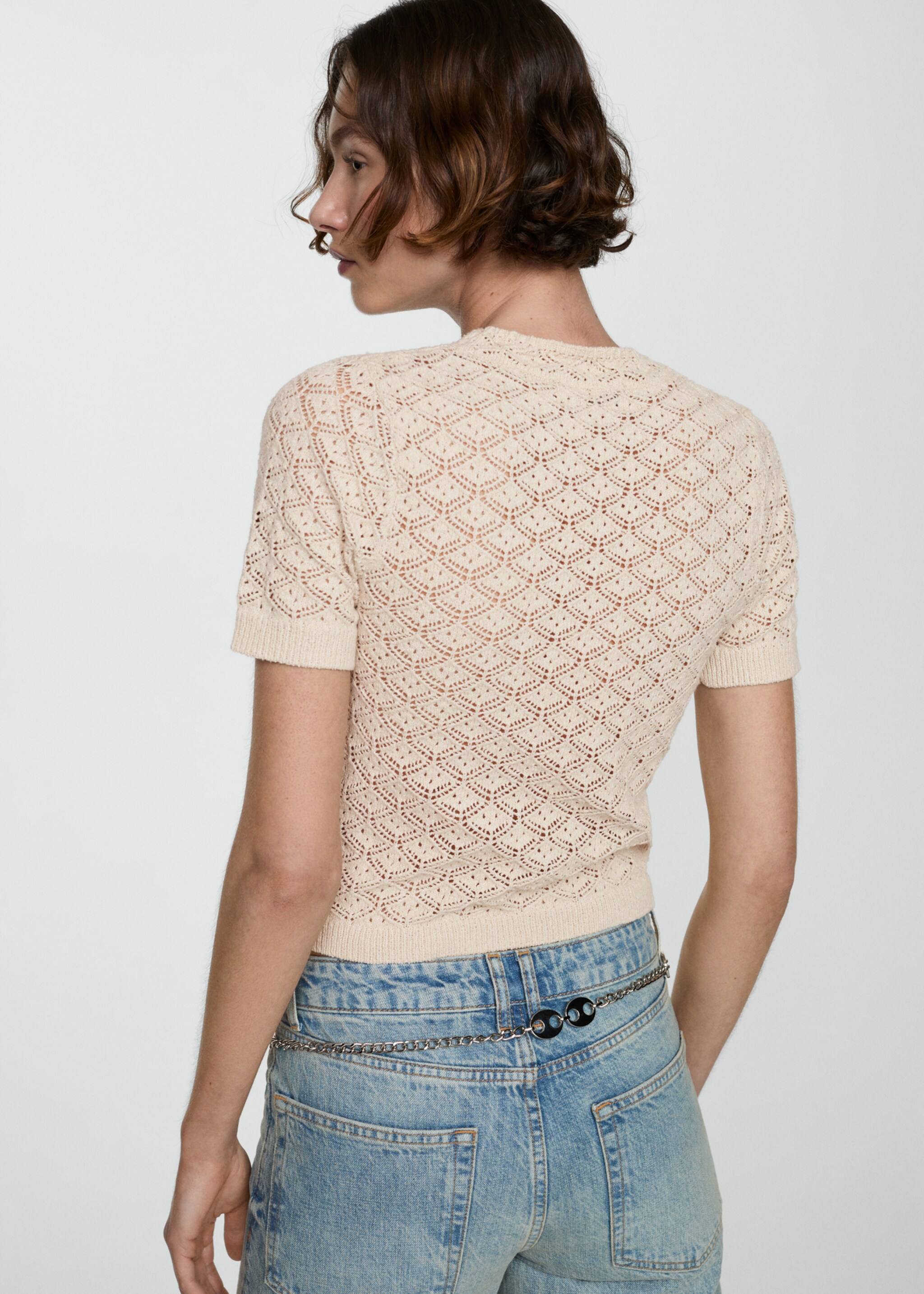 Kurzämliger Pullover mit Lochmuster - Rückseite des Artikels