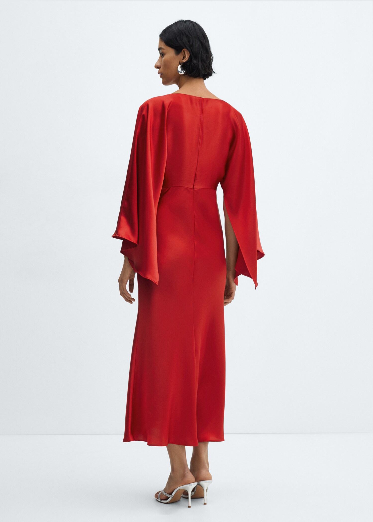 Vestido satinado manga acampanada - Reverso del artículo