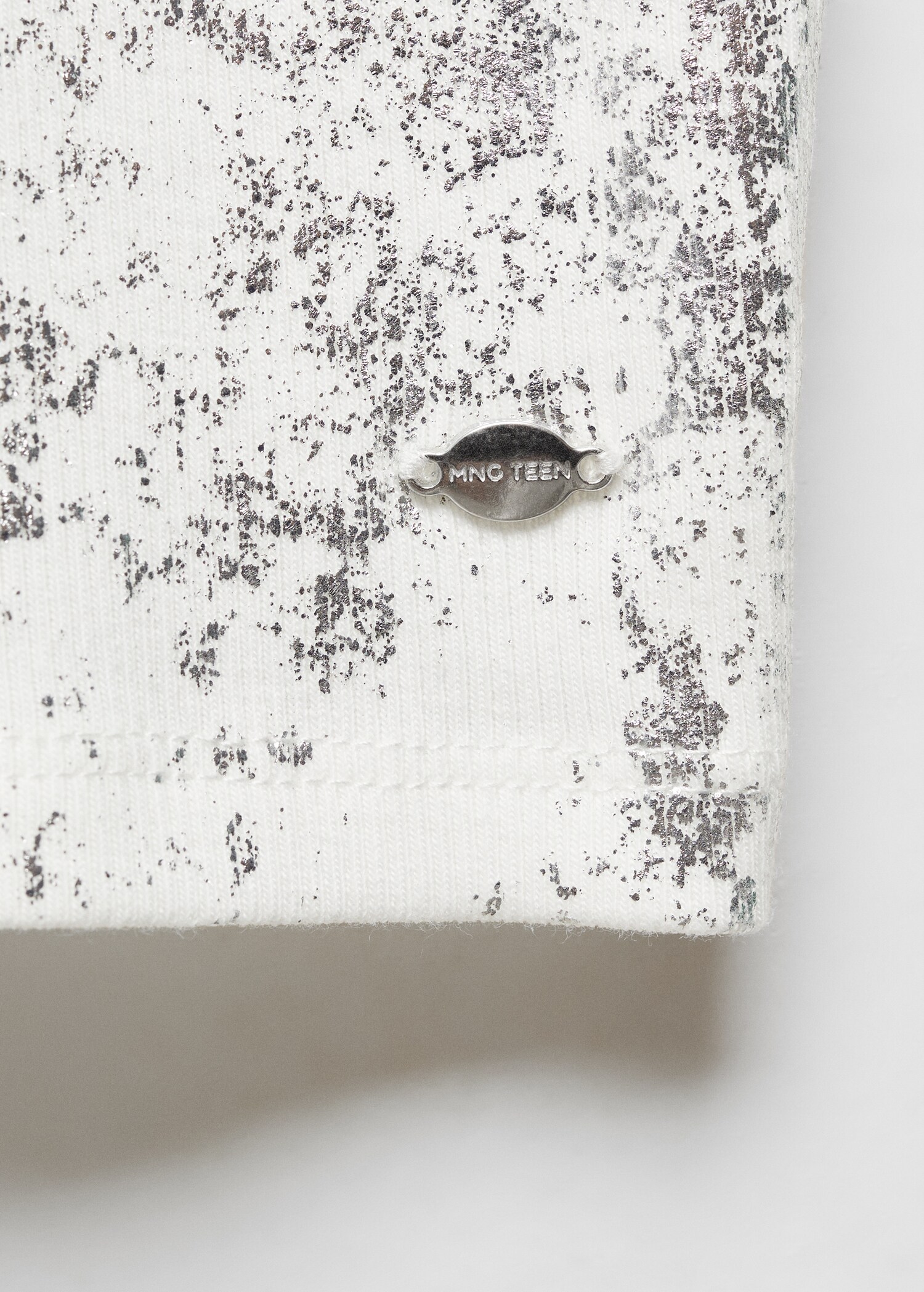 Top mit Metallic-Detail - Detail des Artikels 8