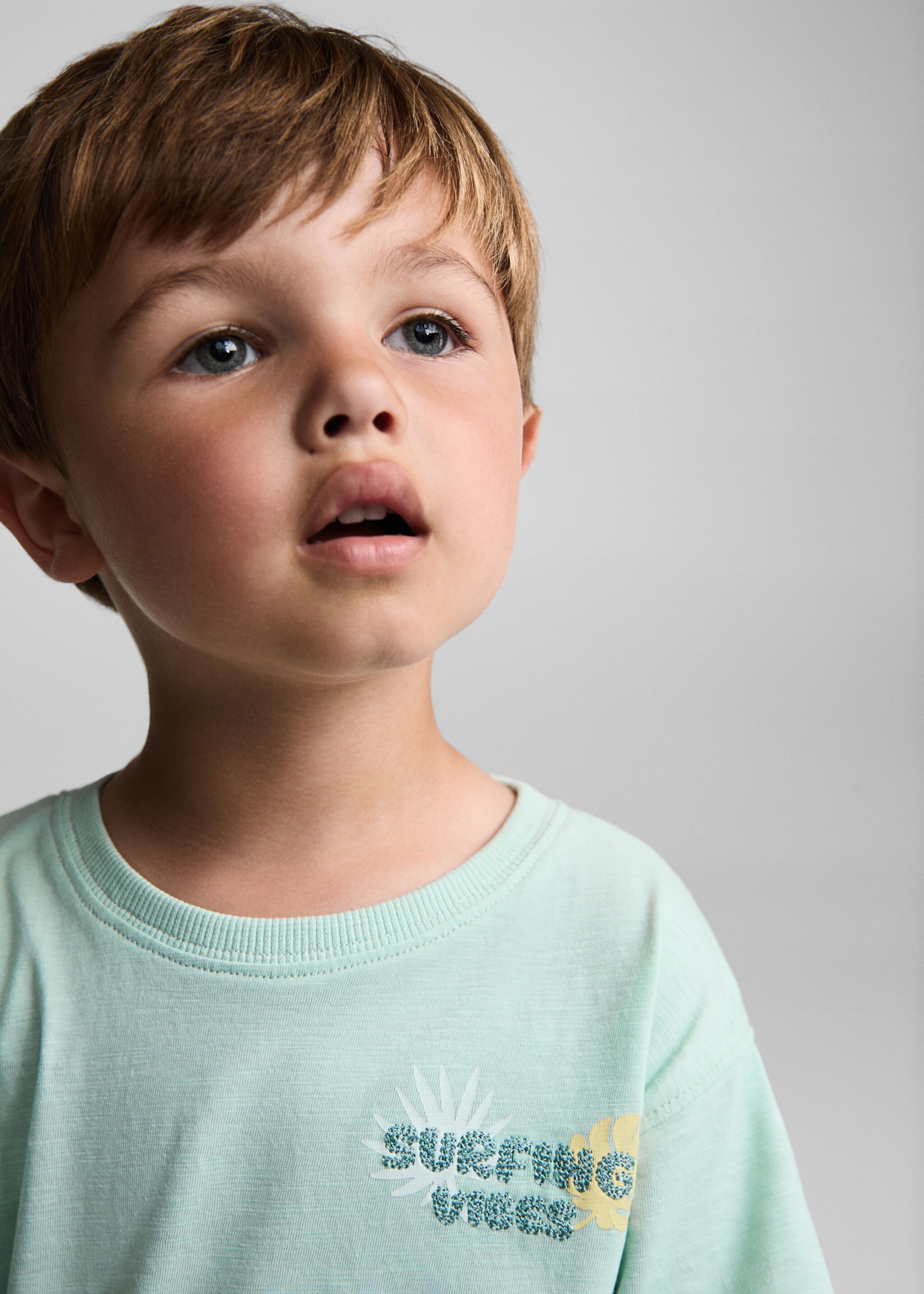 Embroidered message T-shirt - Details of the article 1, Aqua Green. Ref: 67027716-00.