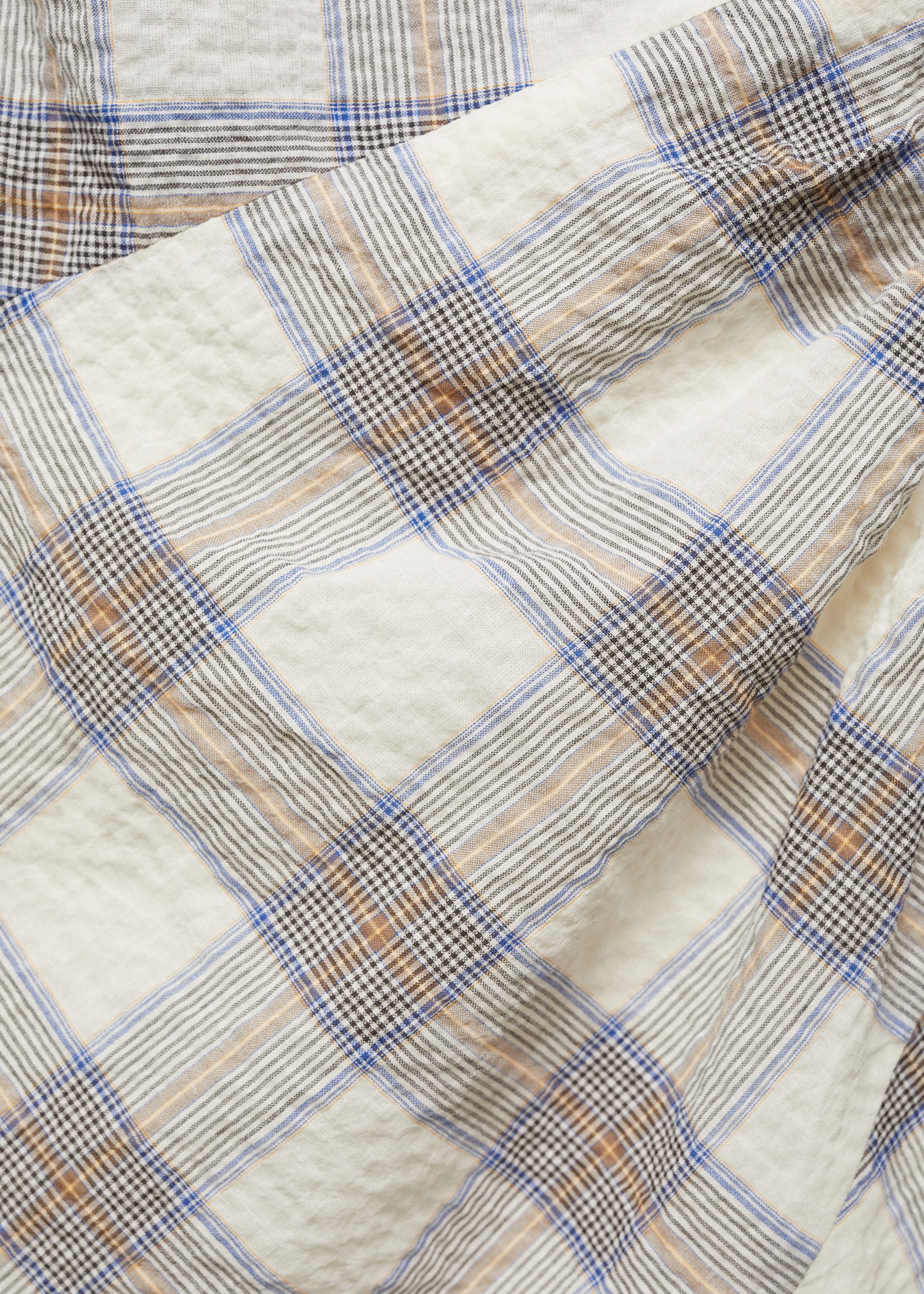 Asymmetrisches Kleid mit Karomuster - Detail des Artikels 8