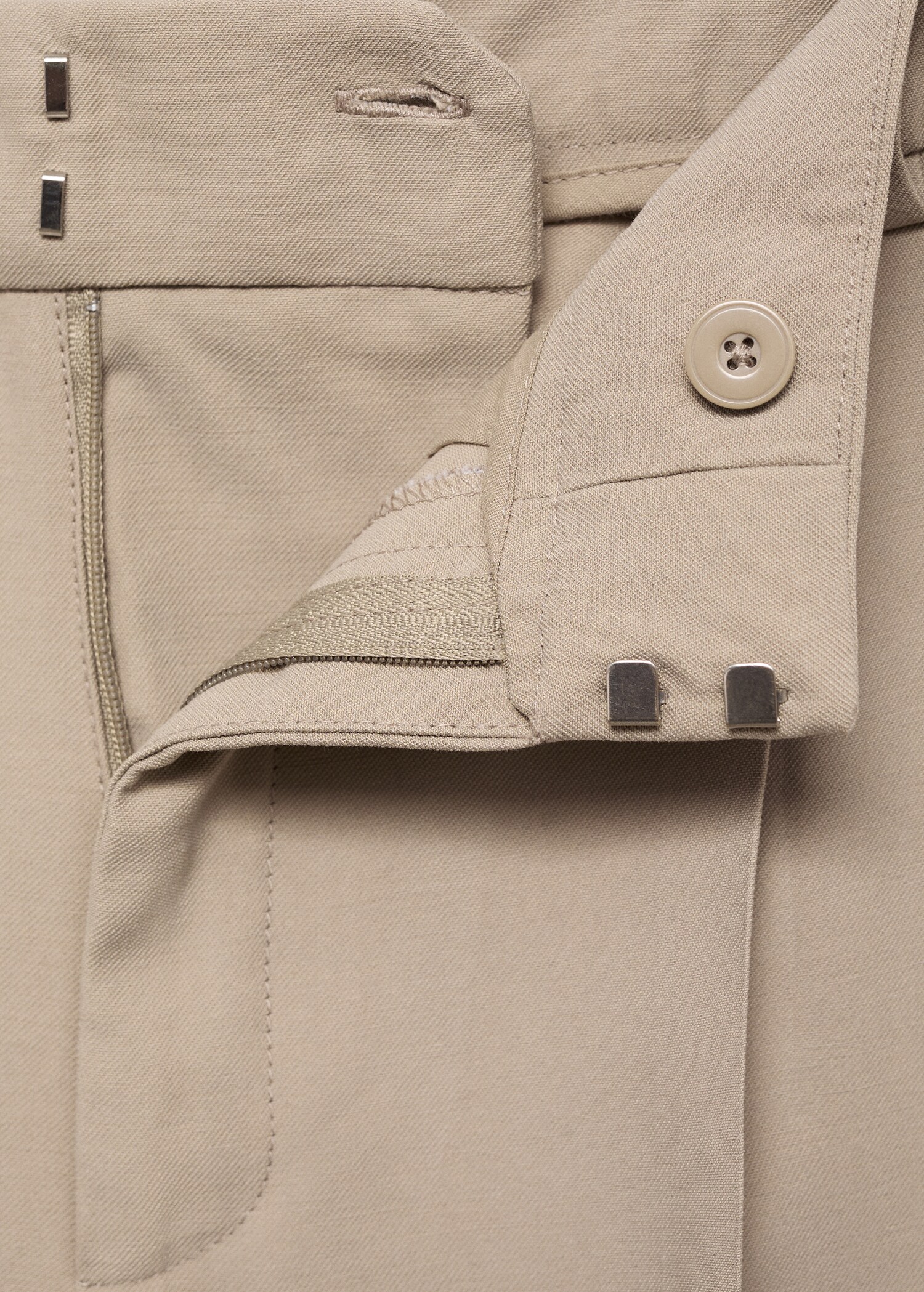 Gerade Bundfaltenhose - Detail des Artikels 8