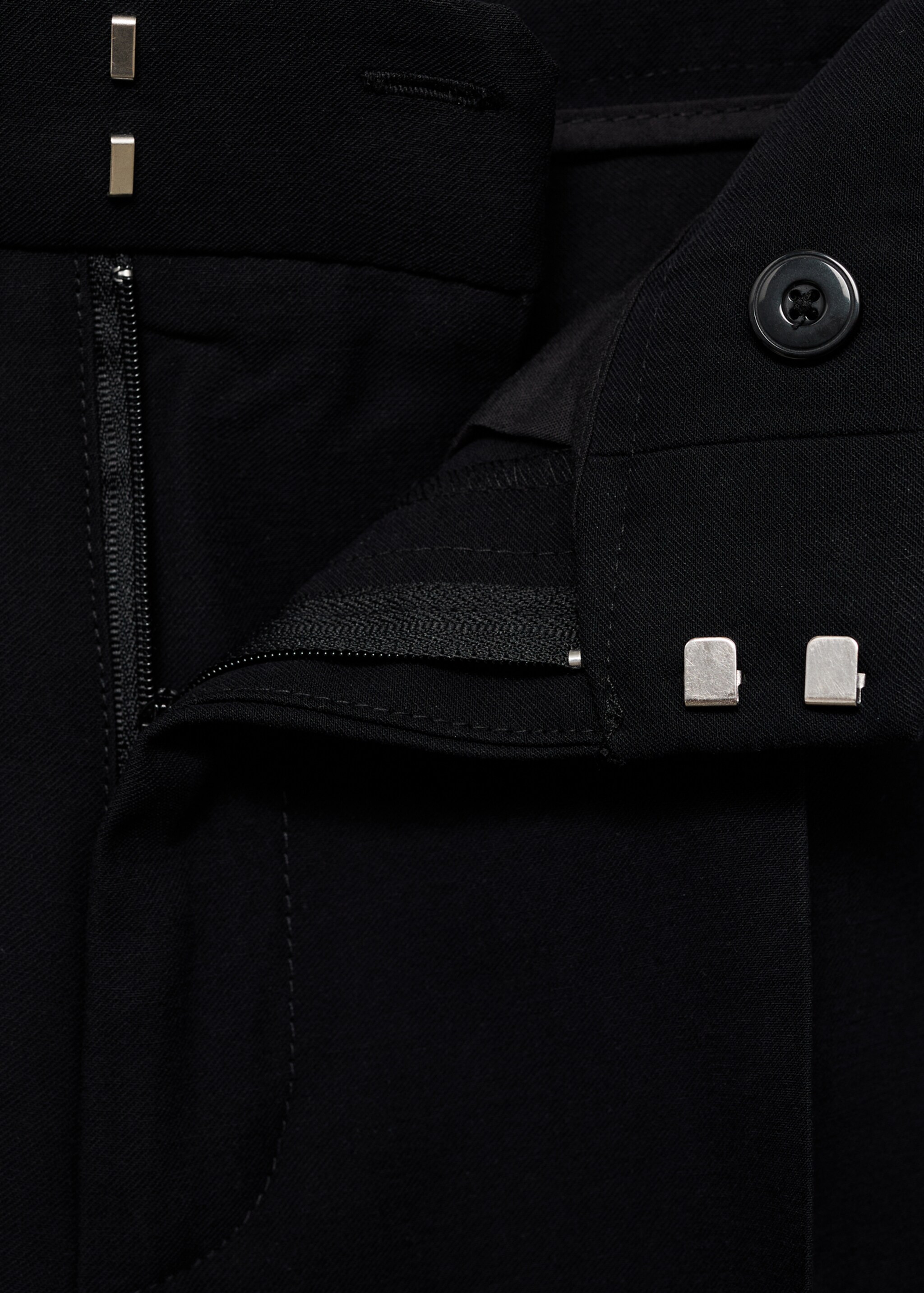 Straight-fit pleated trousers - Details of the article 8, Black. Ref: 67028278-00.