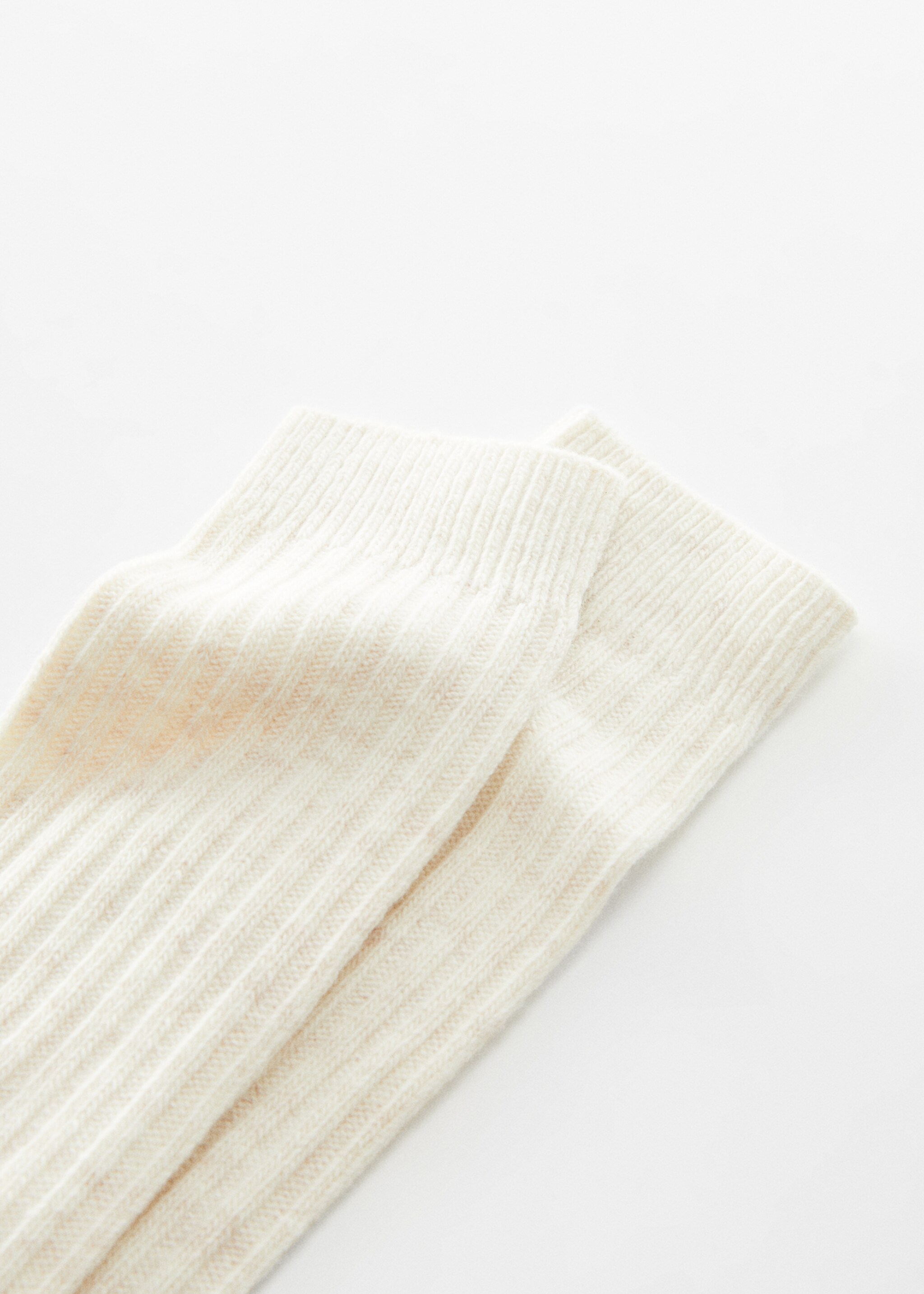 Ribbed socks - Medium plane, Ecru. Ref: 67030350-00.
