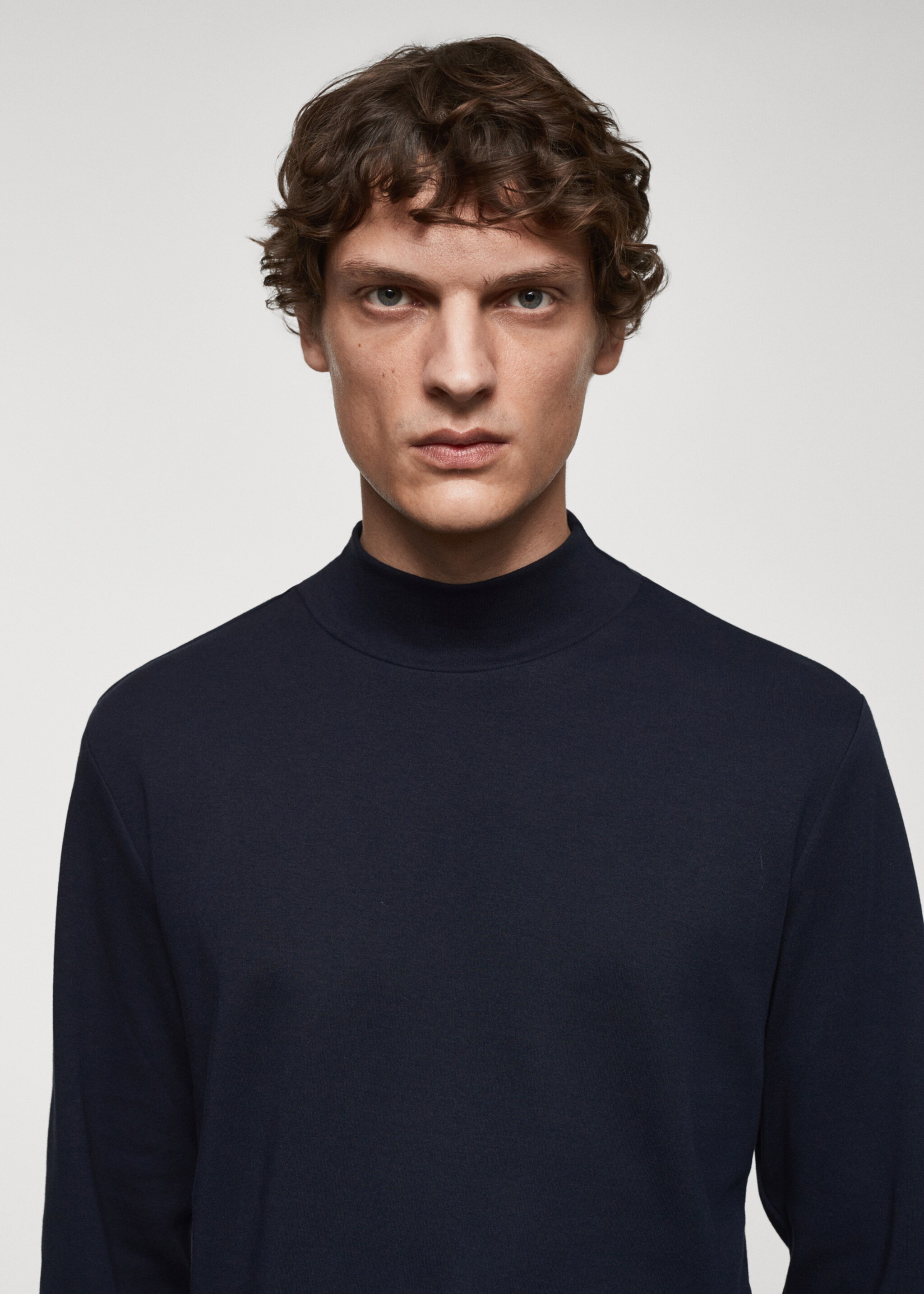 Perkins-neck long-sleeved t-shirt - Details of the article 1, Dark Navy. Ref: 67030442-00.