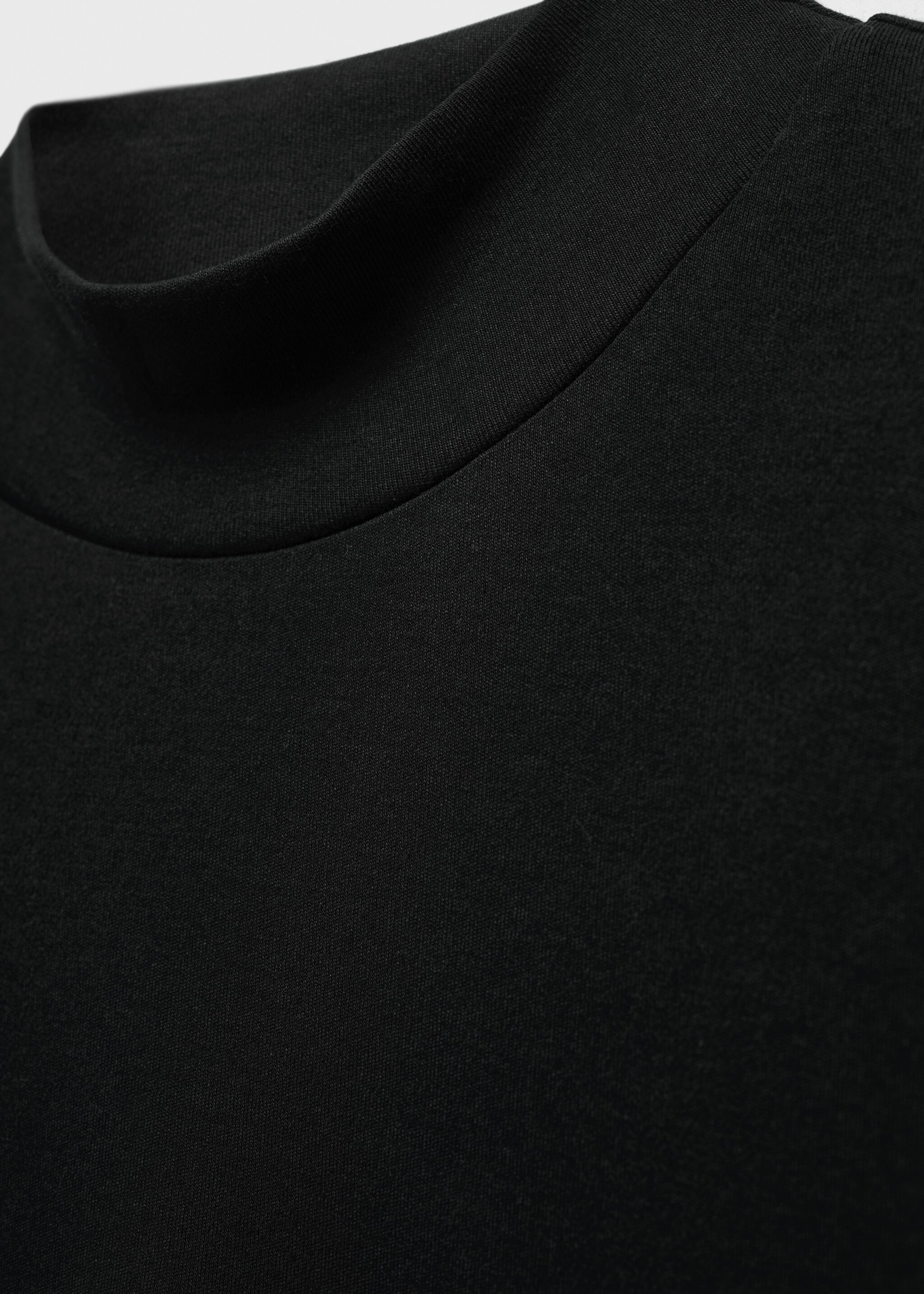 Perkins-neck long-sleeved t-shirt - Details of the article 8, Black. Ref: 67030442-00.