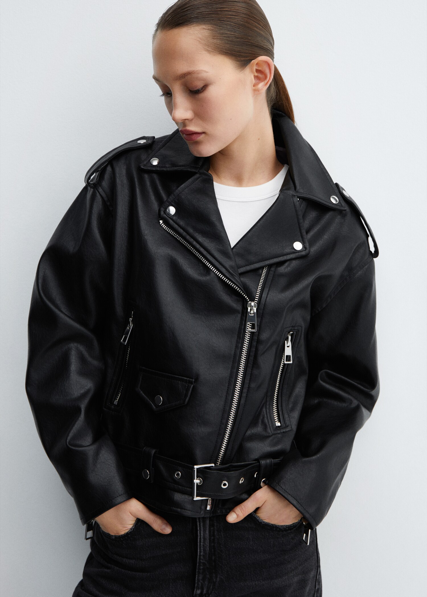 Chaqueta biker efecto piel - Plano medio