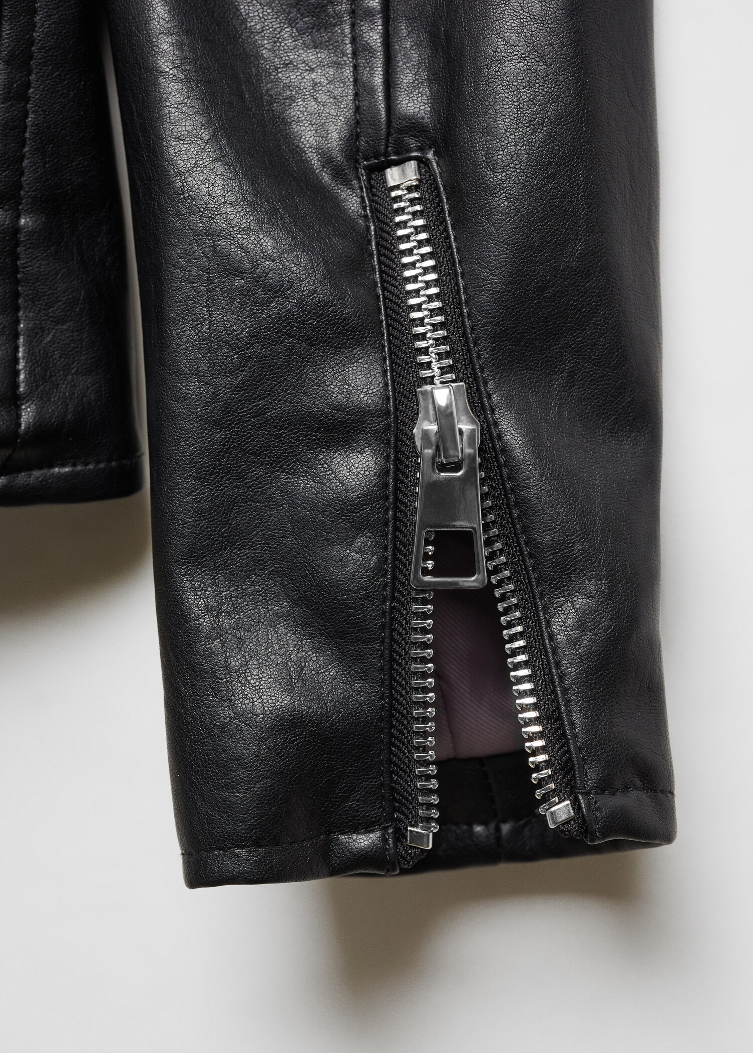 Chaqueta biker efecto piel - Detalle del artículo 8