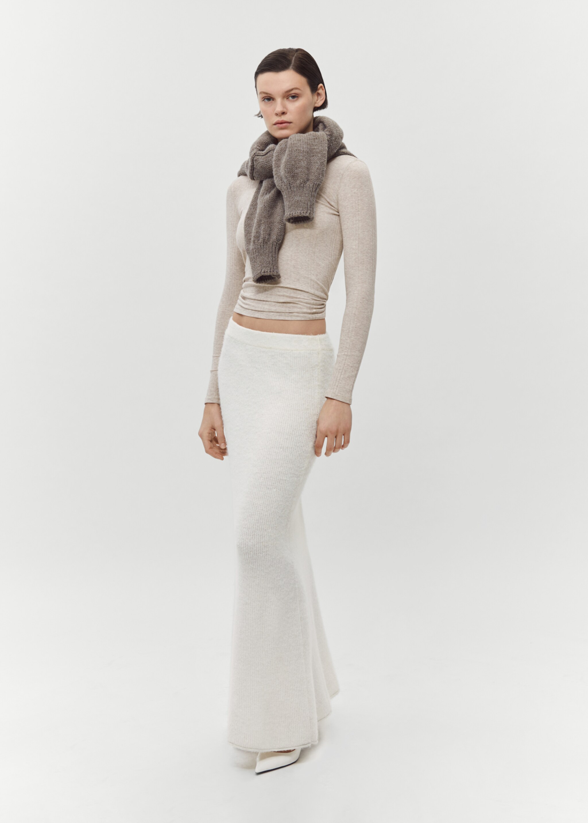Ribbed t-shirt with perkins neck - Details of the article 6