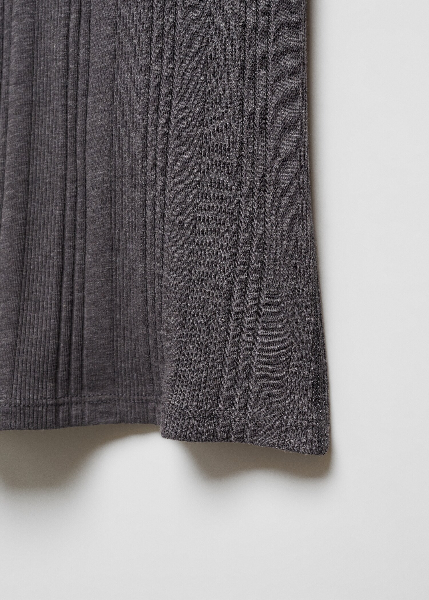 Ribbed t-shirt with perkins neck - Details of the article 8