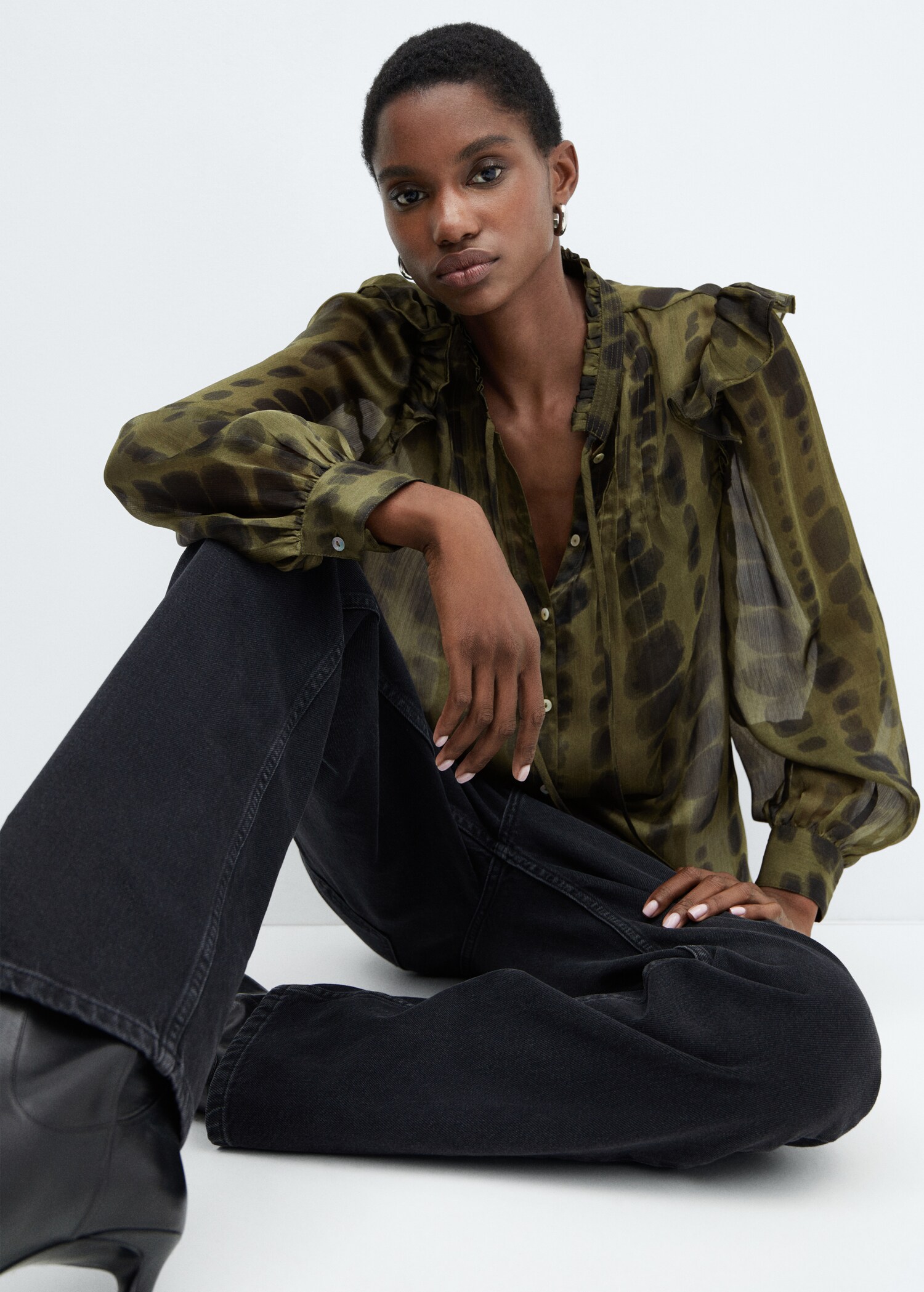 Satin print blouse - Details of the article 2