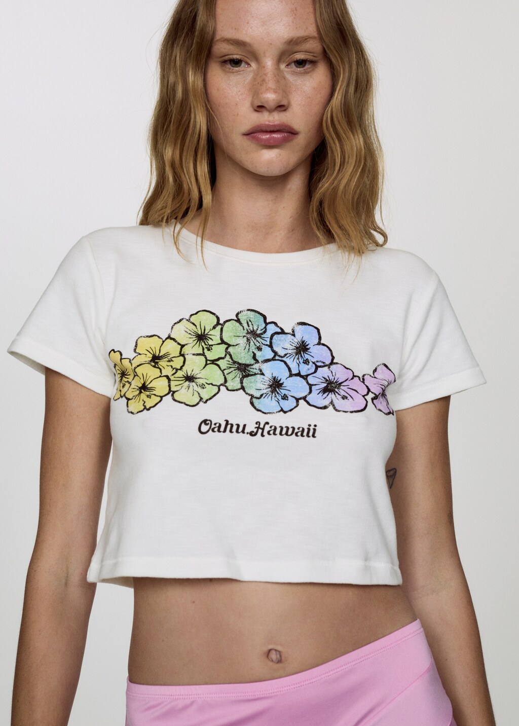 Camiseta crop estampada