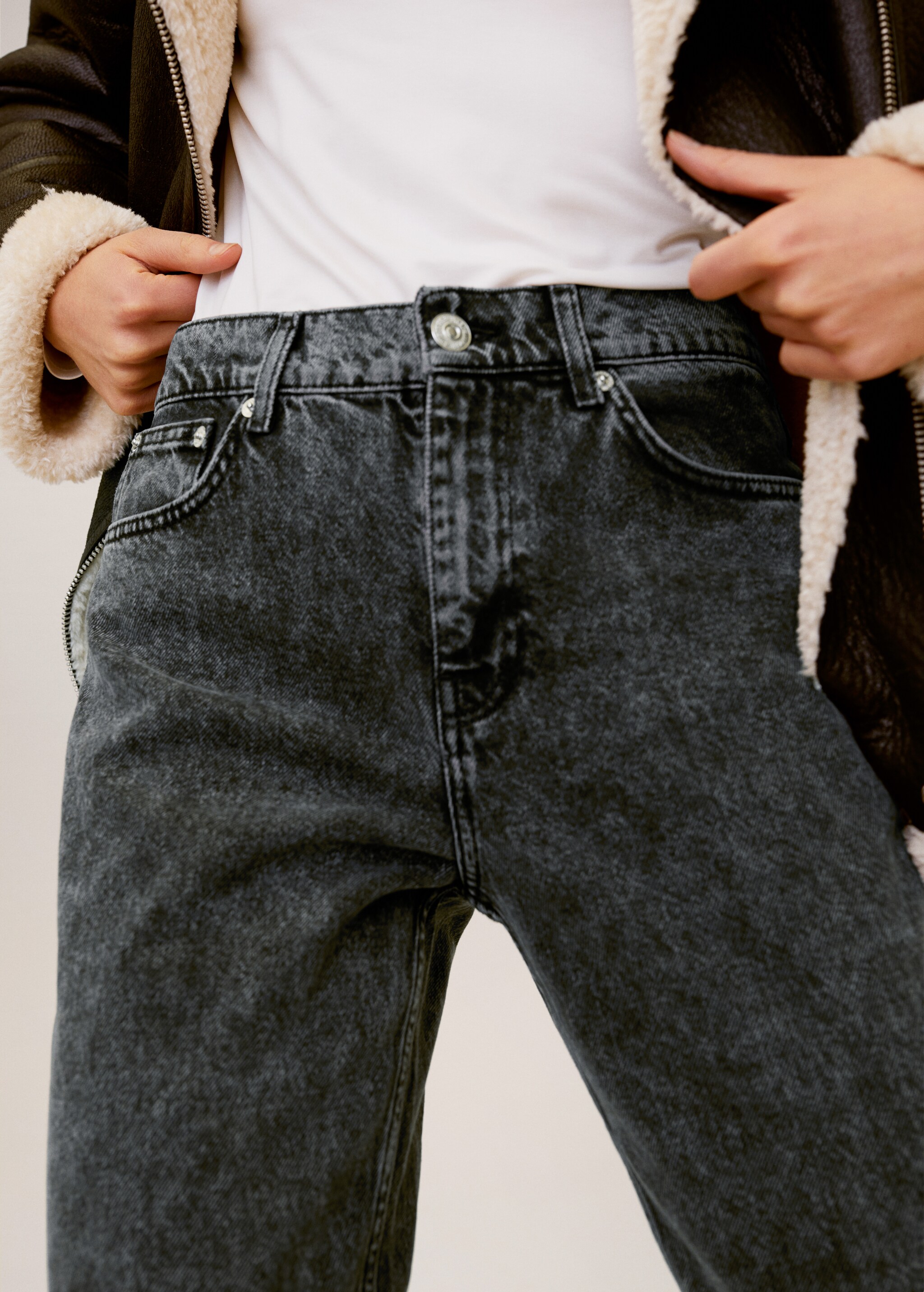 Mom-fit jeans - Details of the article 1