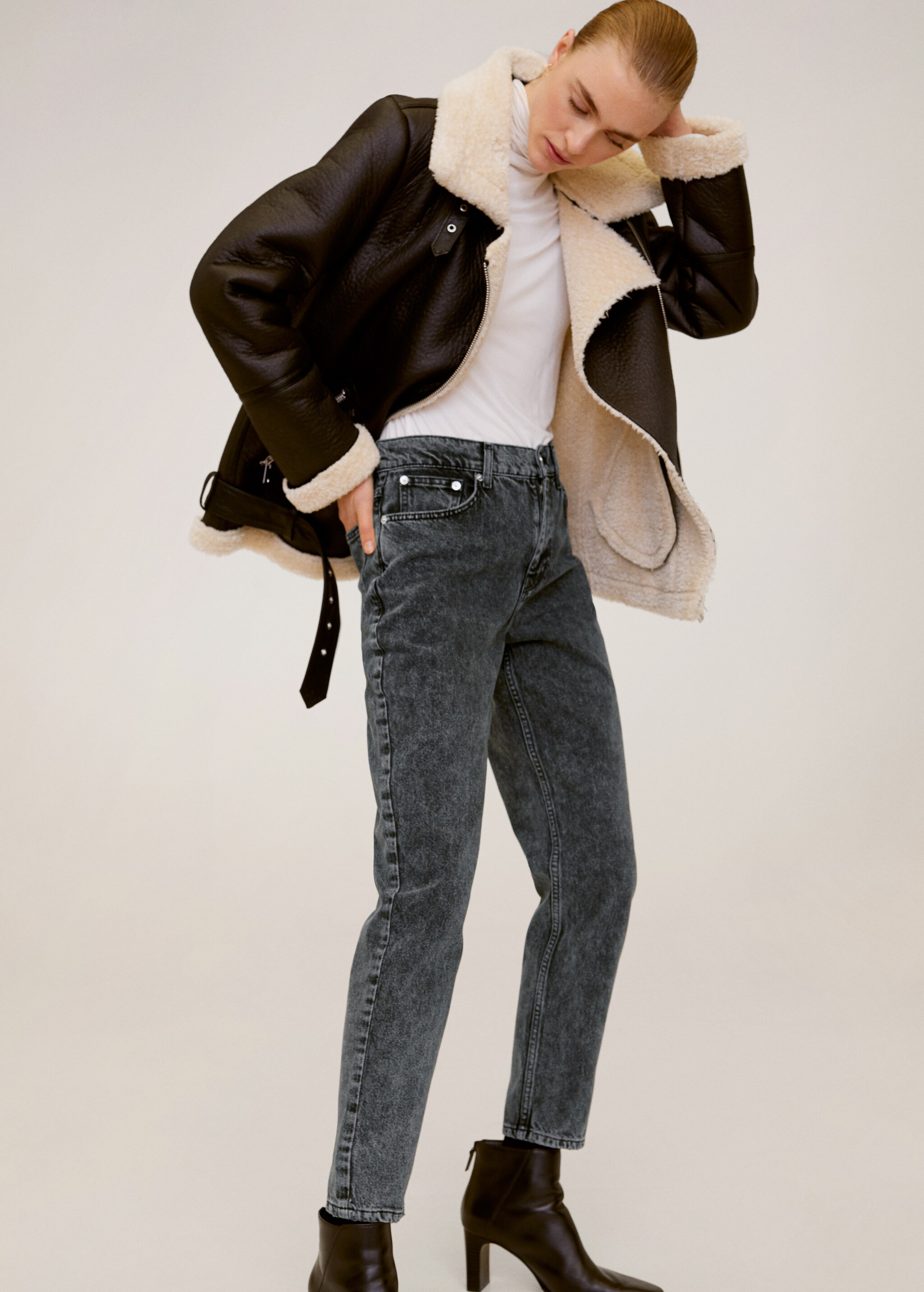 Mom-fit jeans - Details of the article 2