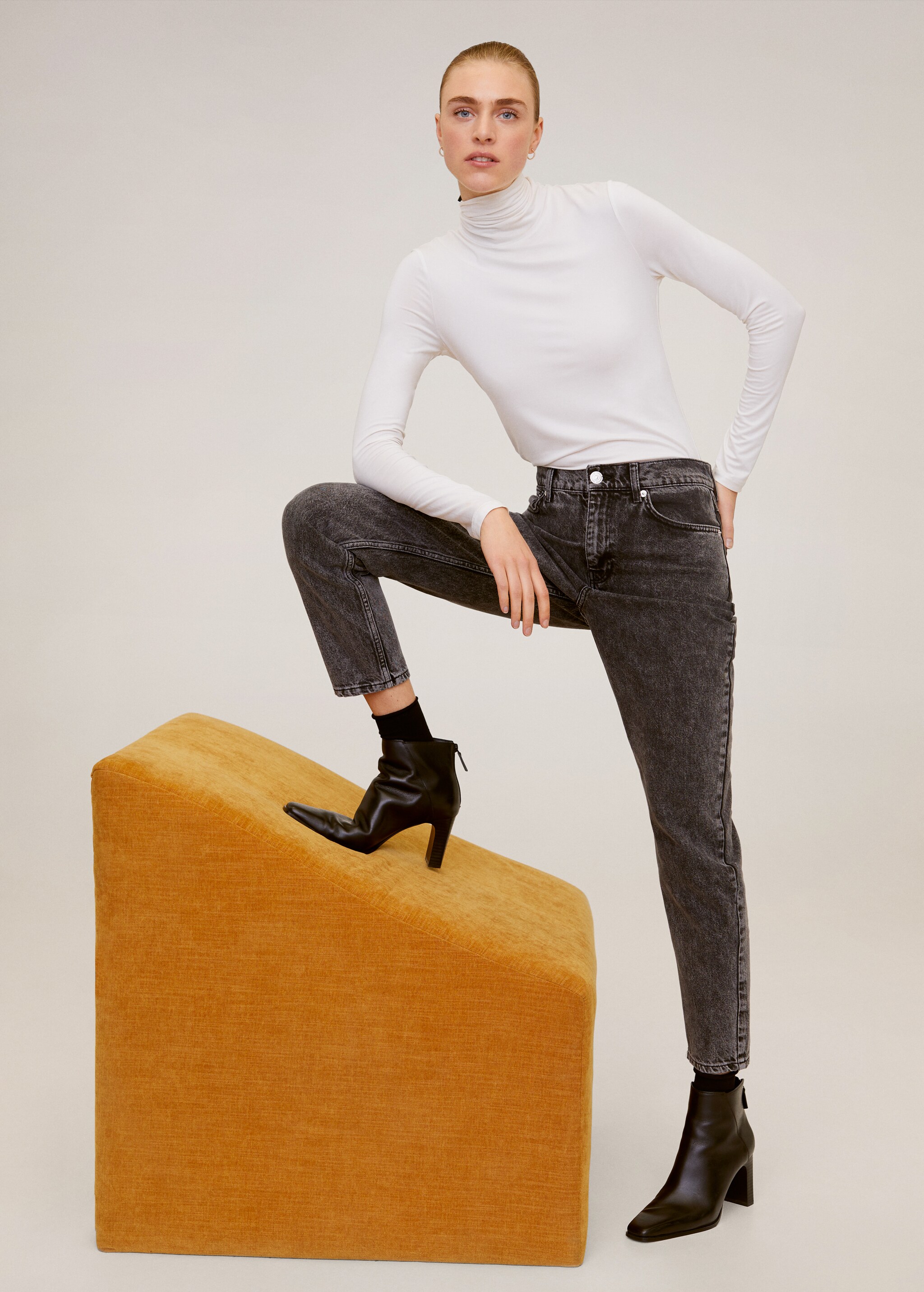 Mom-fit jeans - Details of the article 4