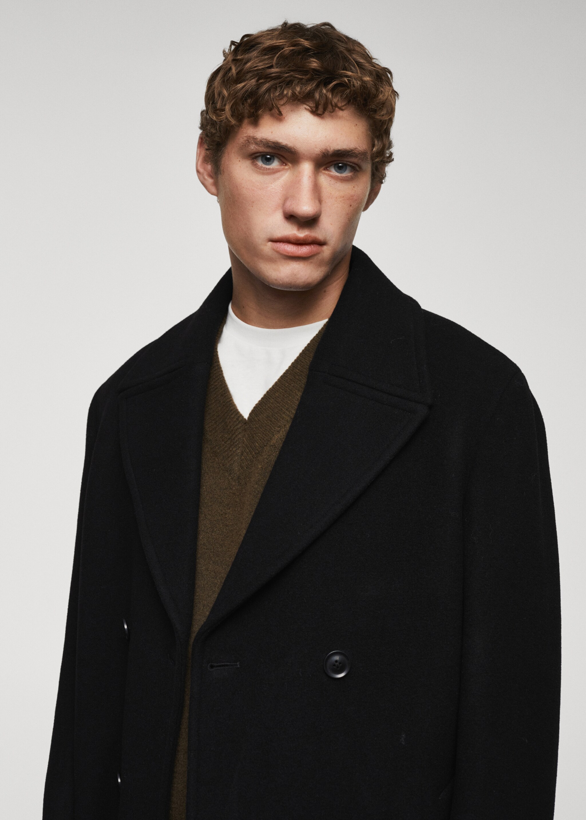Handmade wool coat with belt - Details of the article 1, Black. Ref: 67030618-00.