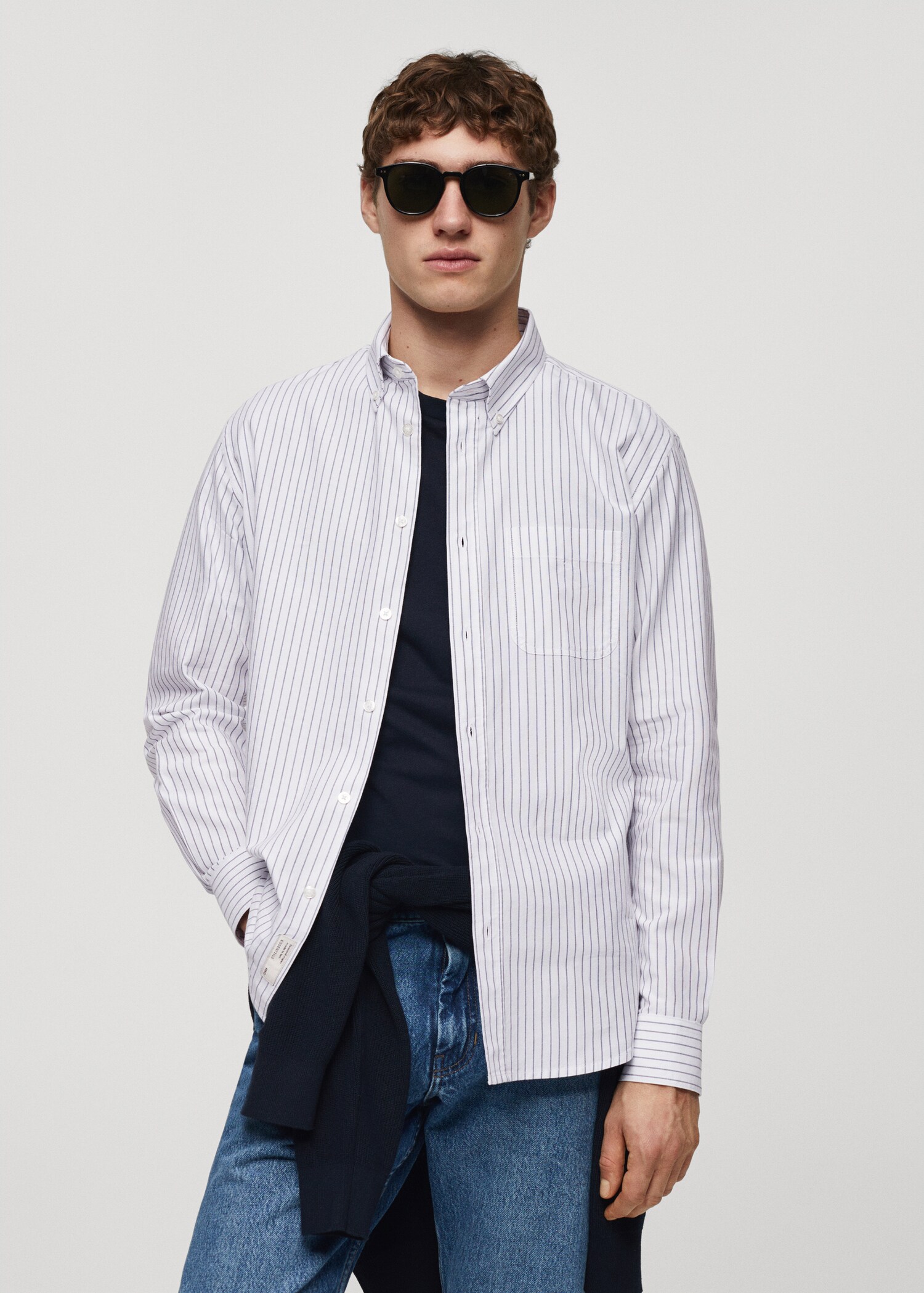 100% cotton kodak striped shirt - Medium plane