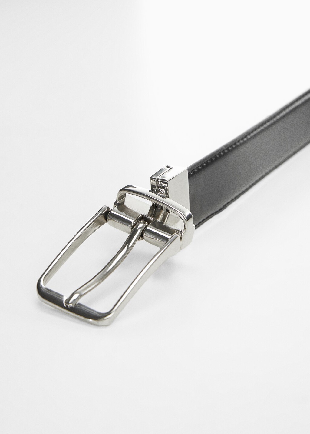 Ferragamo Men's Reversible Leather Gancini Belt | Neiman Marcus
