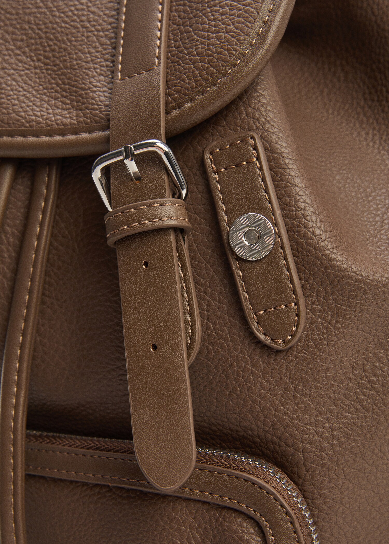 Sac à dos simili-cuir effet grainé - Détail de l'article 1