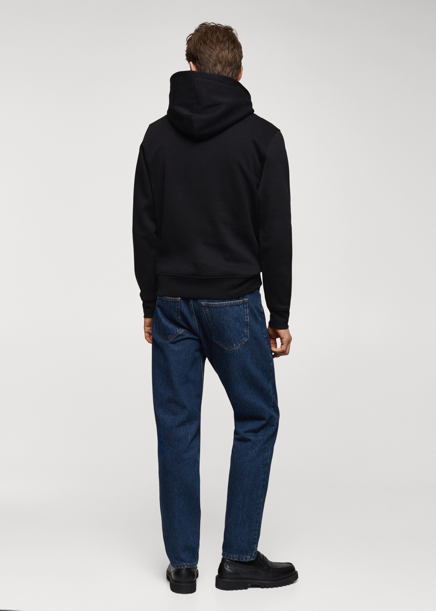 Kapuzenpullover mit Stickerei - Rückseite des Artikels