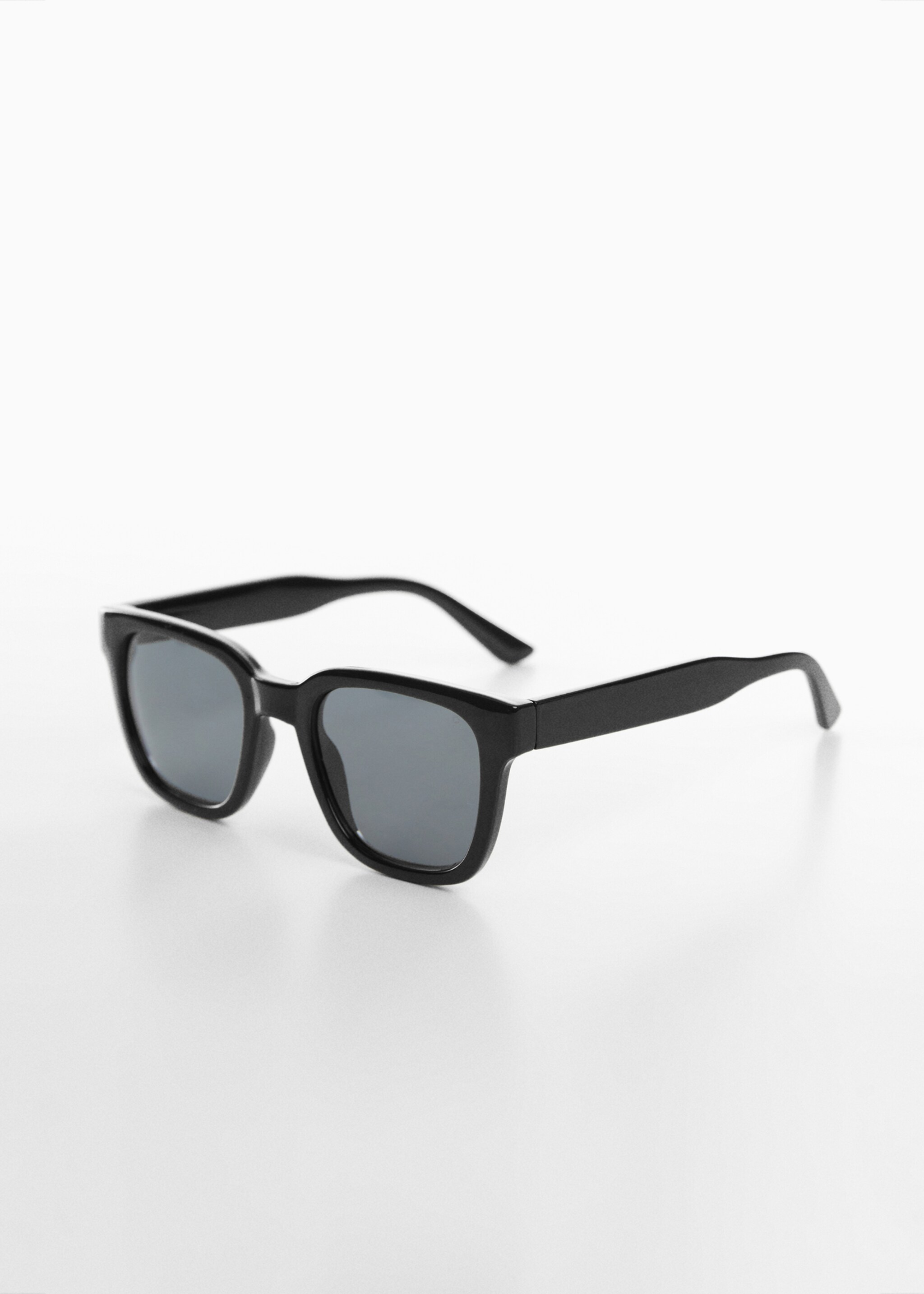 Polarised sunglasses - Medium plane, Black. Ref: 67030649-00.
