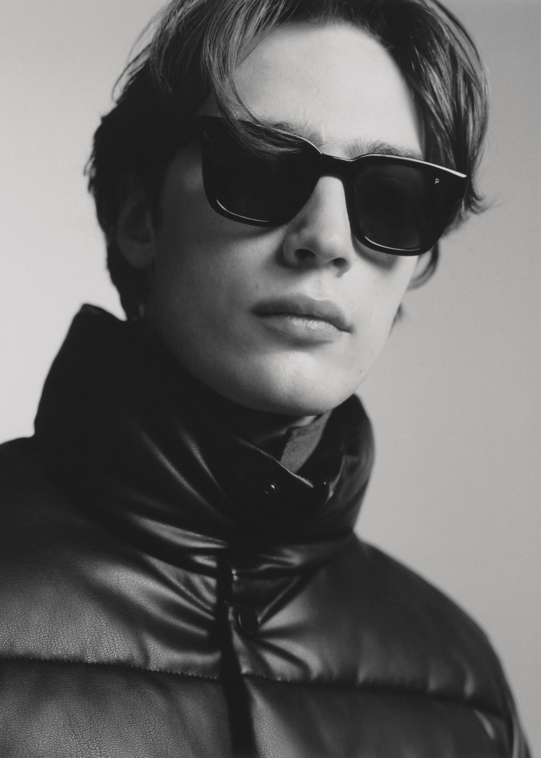 Polarised sunglasses - Details of the article 6, Black. Ref: 67030649-00.