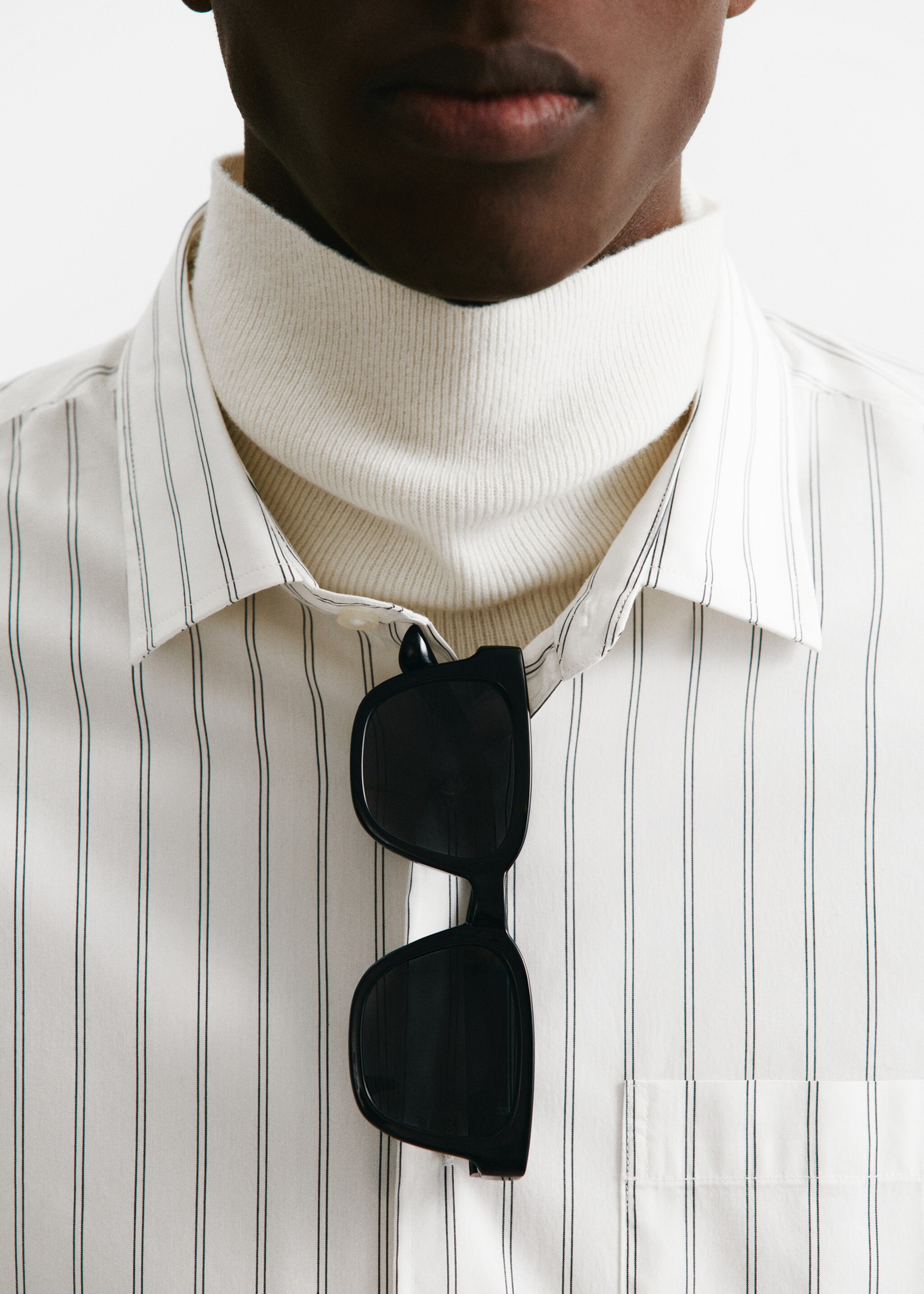 Polarised sunglasses - Details of the article 9, Black. Ref: 67030649-00.