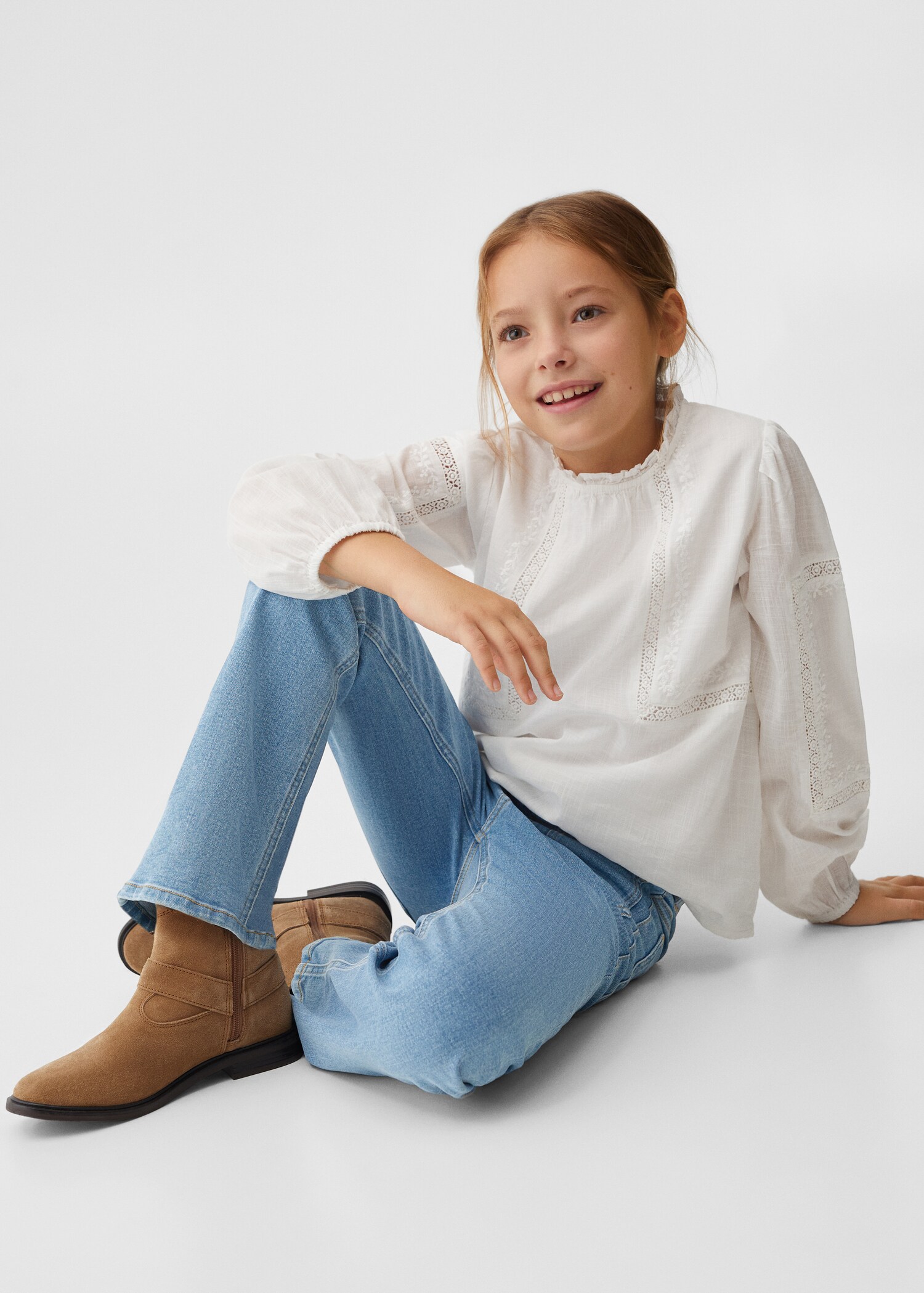 Flared Jeans mit Taschen - Detail des Artikels 2