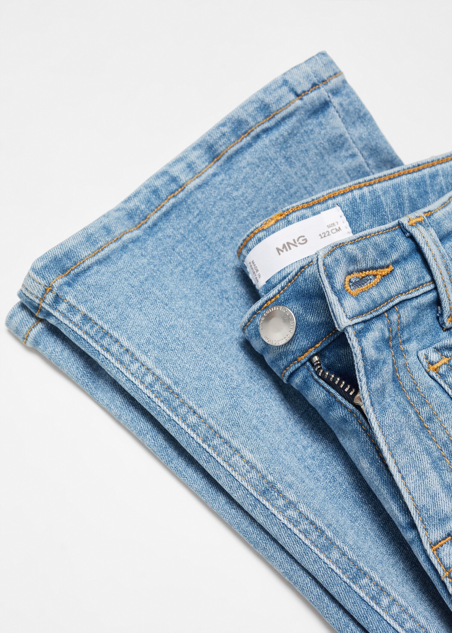 Flared Jeans mit Taschen - Detail des Artikels 8
