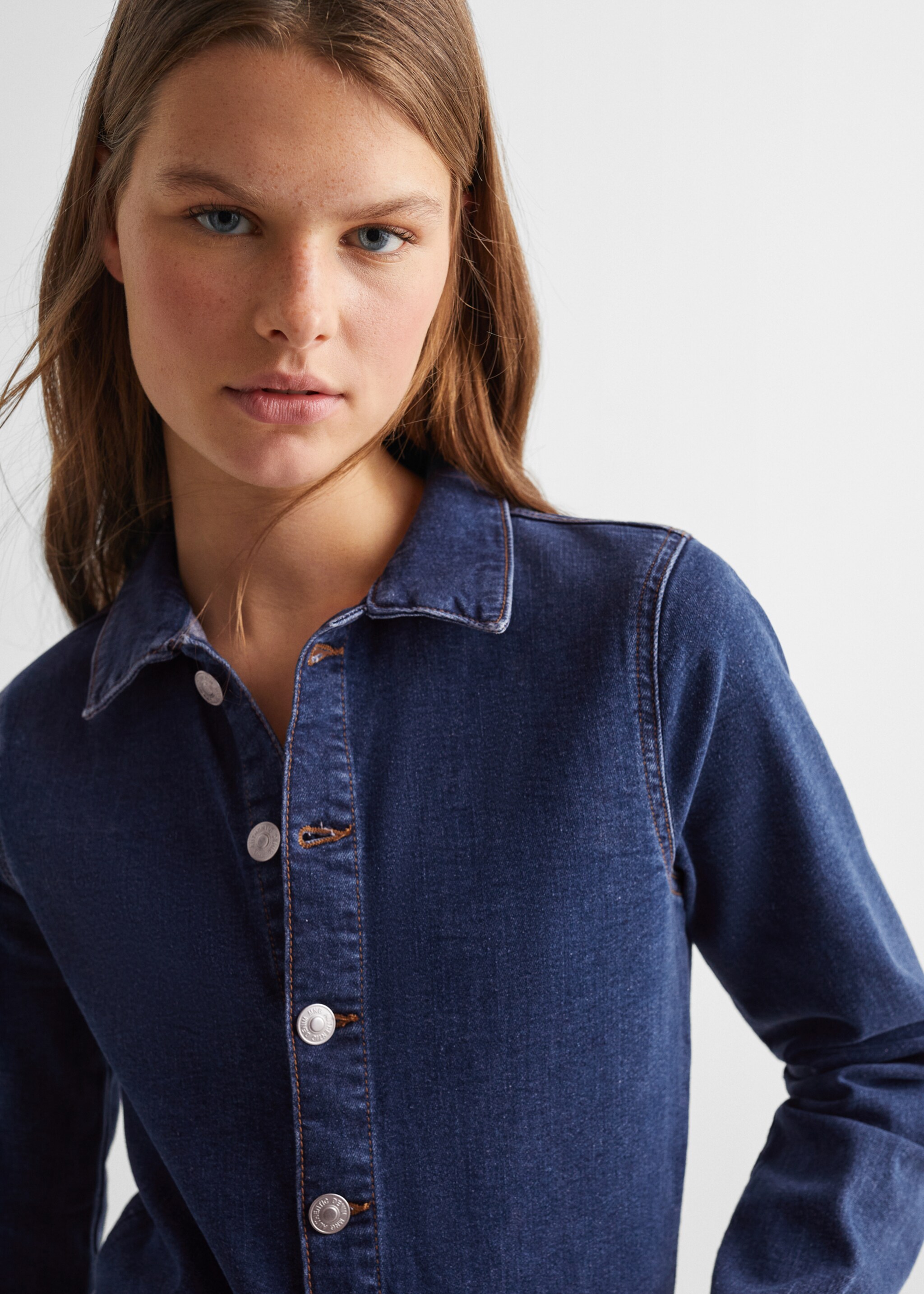 Spijkerjumpsuit met knopen - Detail van het artikel 1