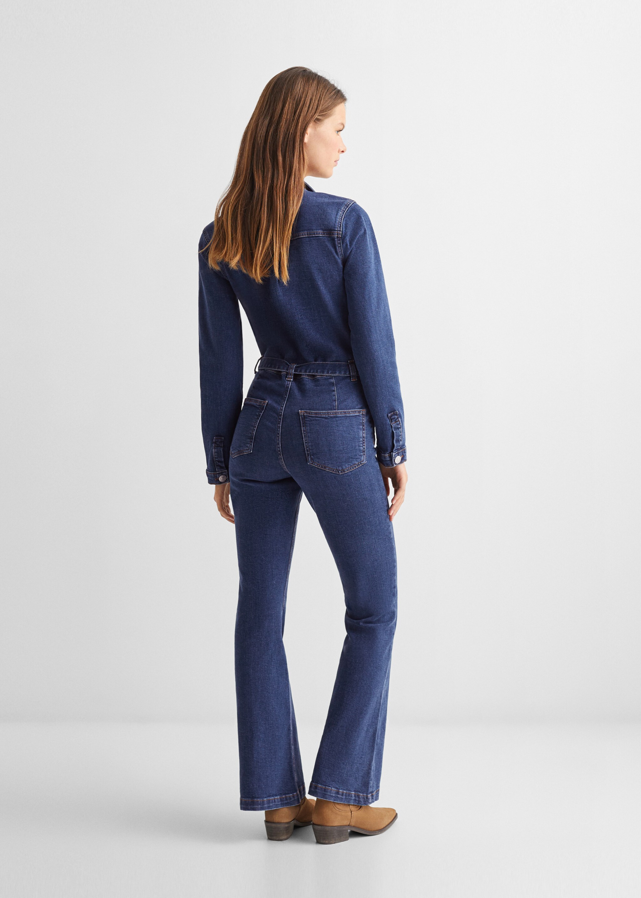 Spijkerjumpsuit met knopen - Achterkant van het artikel