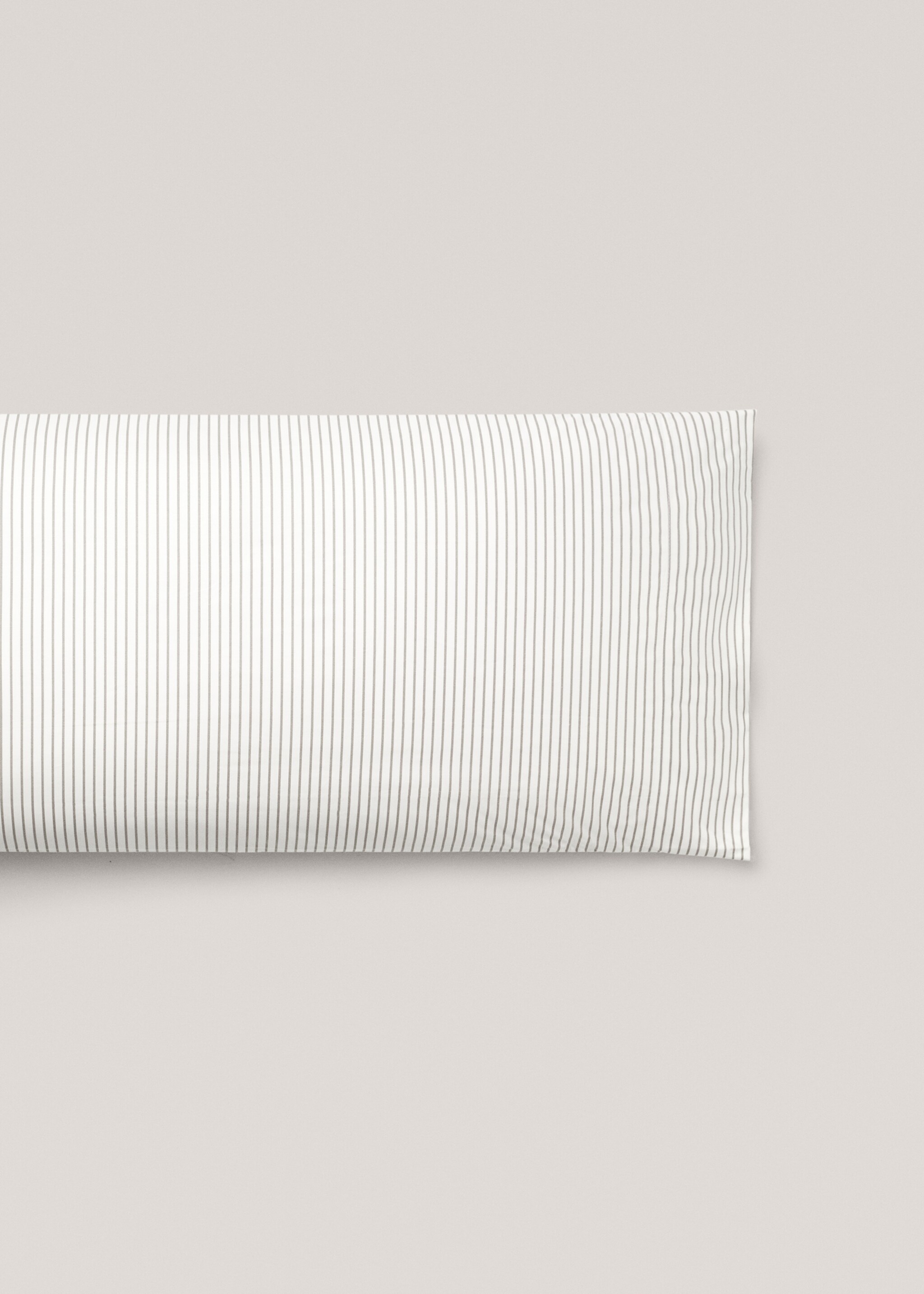 Striped print pillow case 45x110cm - Article without model